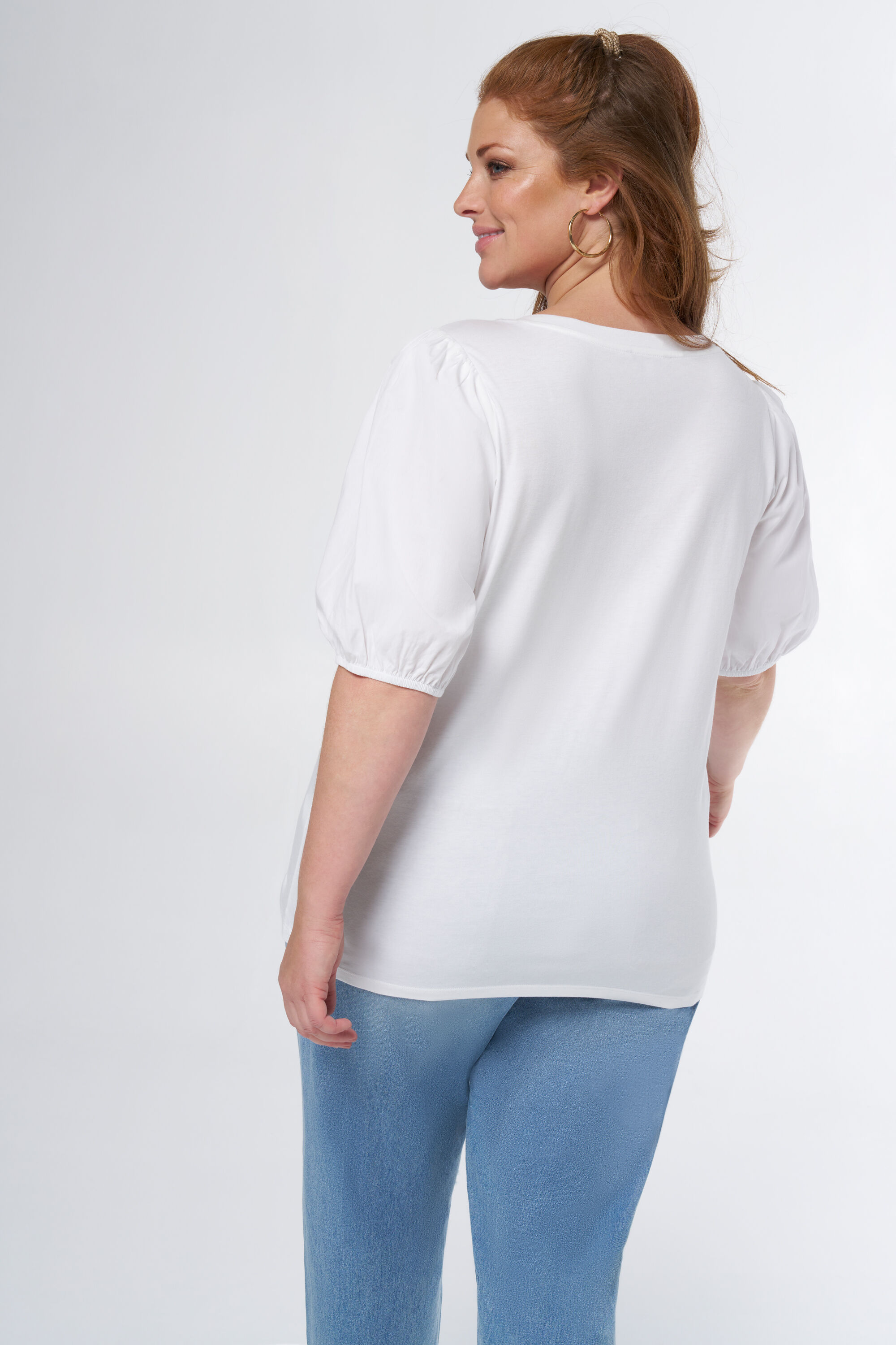 Haut &agrave; manches bouffantes image number 3