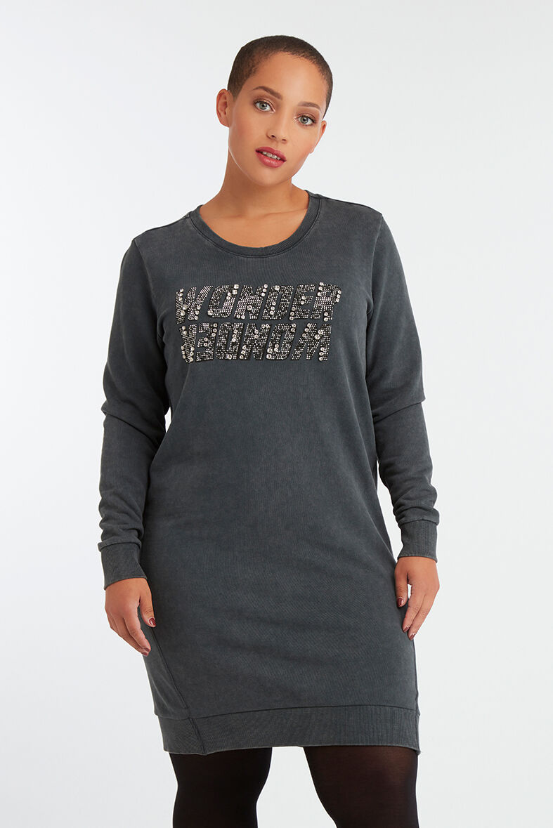 Robe pull image number 6