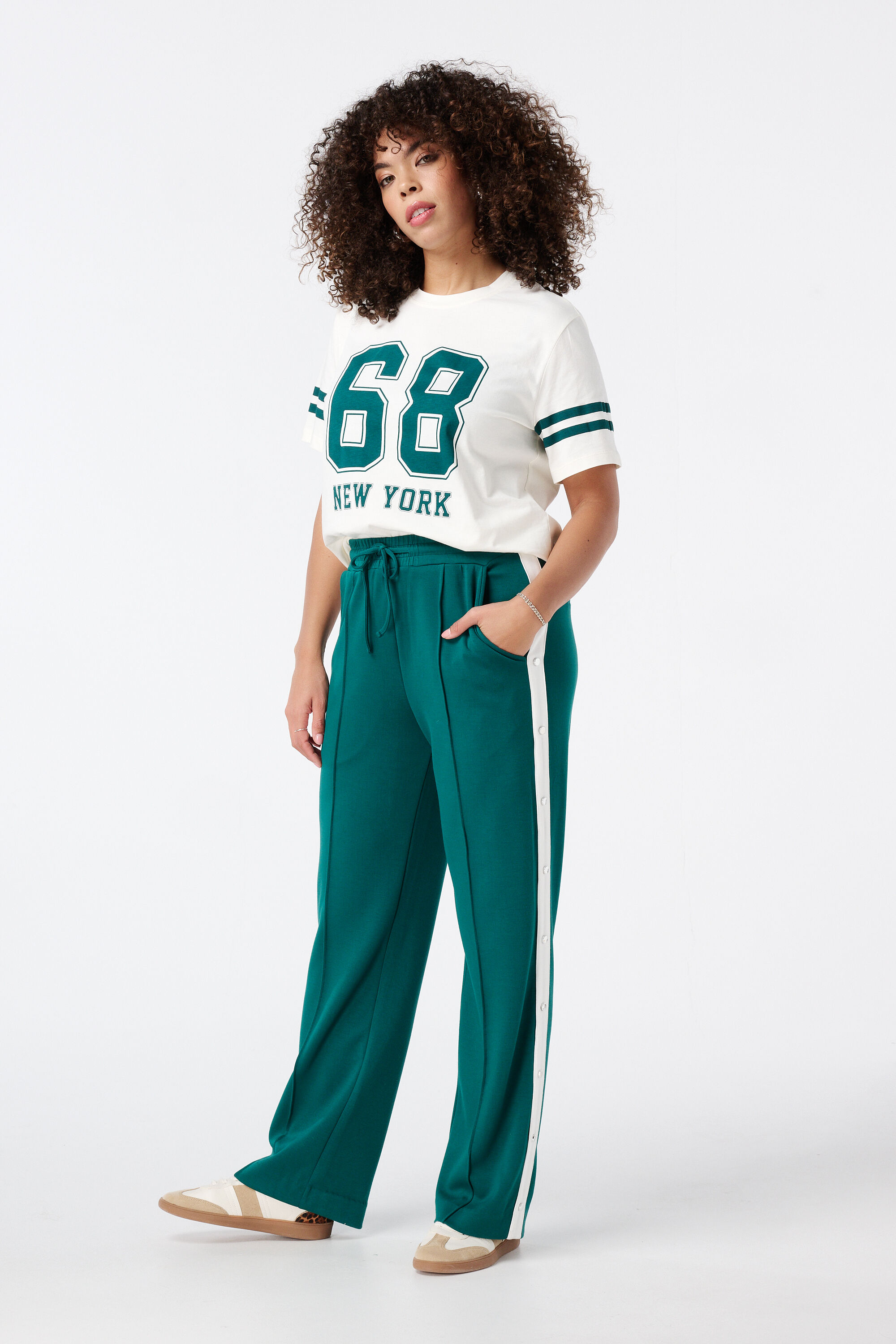 T-shirt avec inscription  image number 5