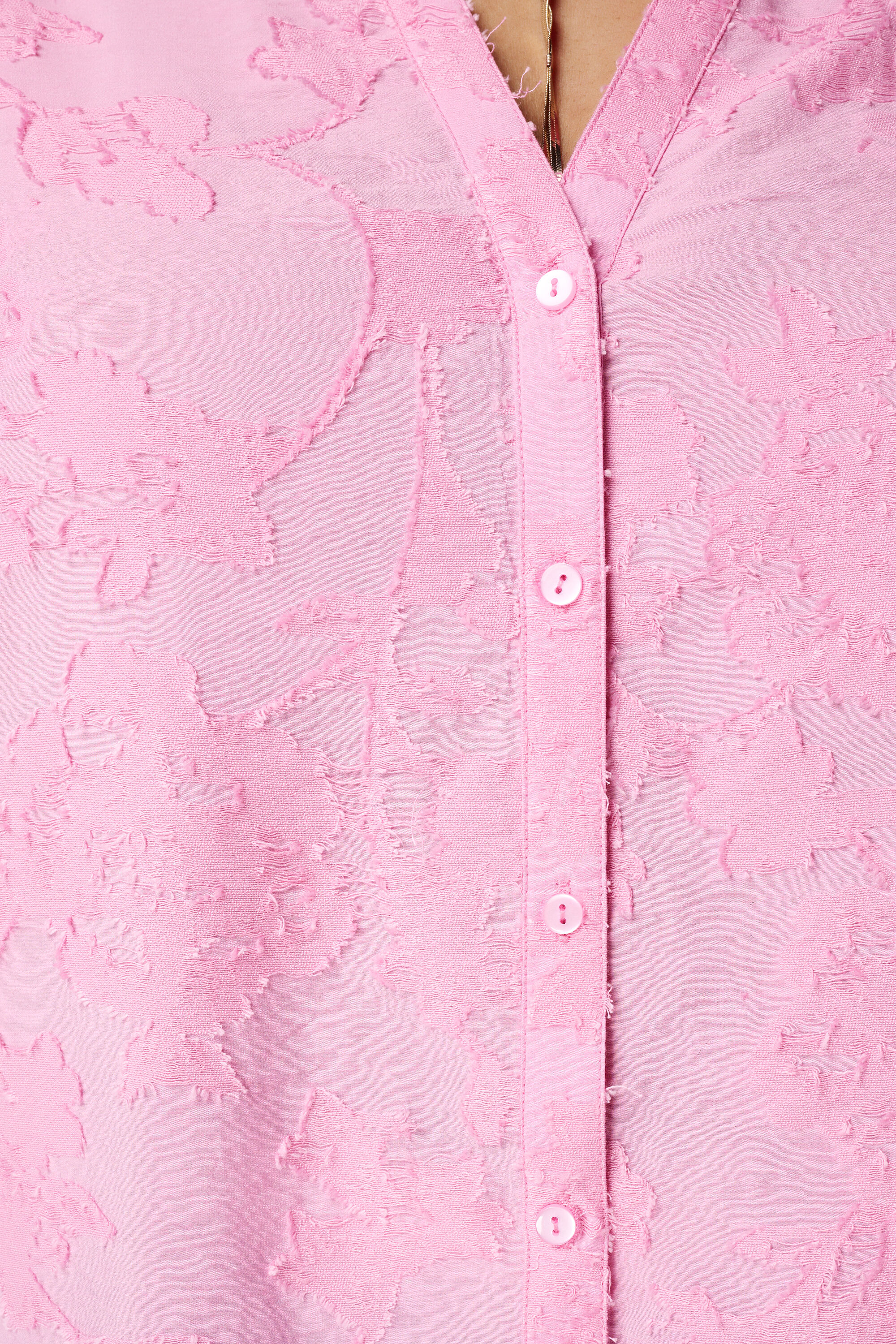 Blouse brod&eacute;e &agrave; manches bouffantes image number 6