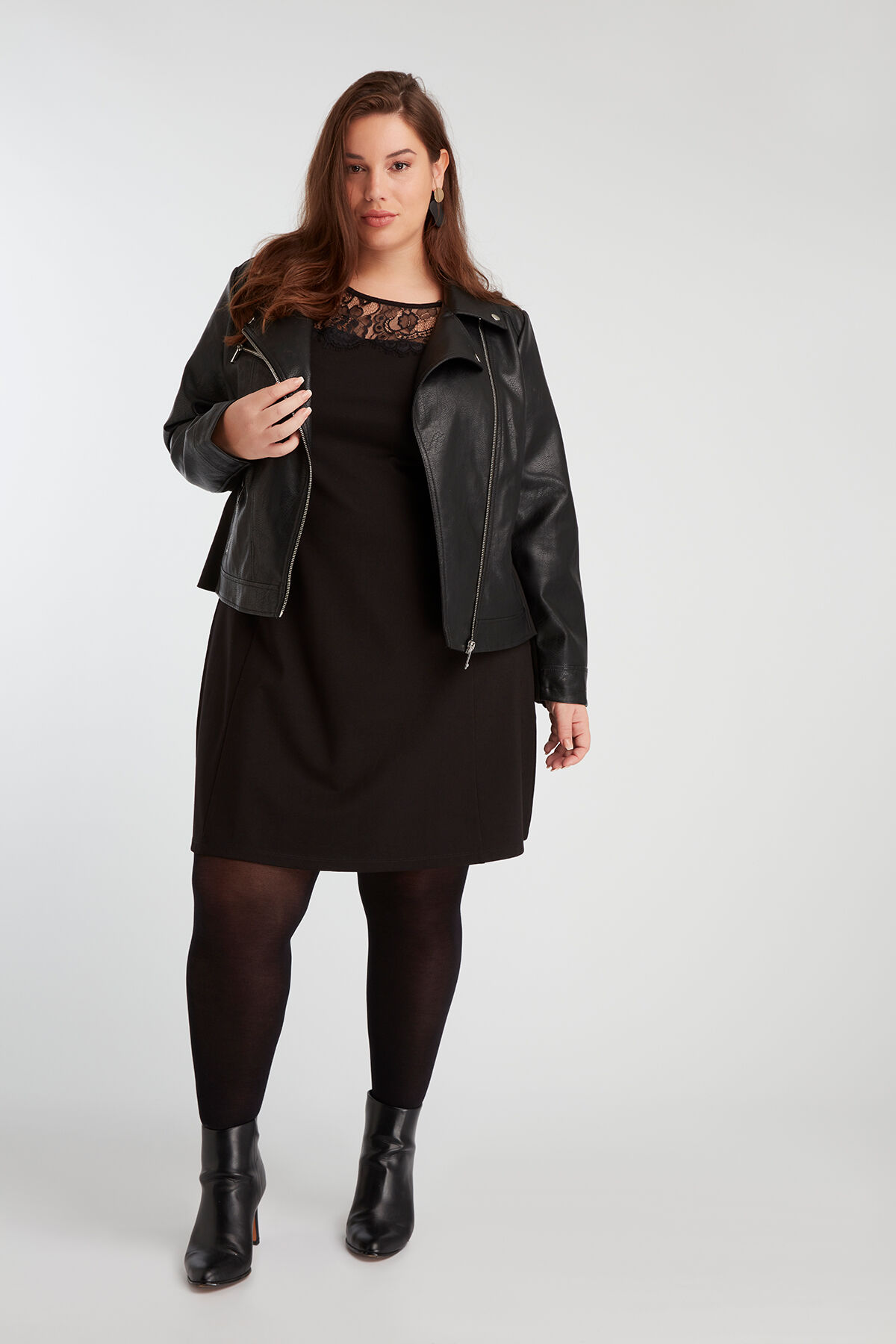 Robe avec dentelle image number 7