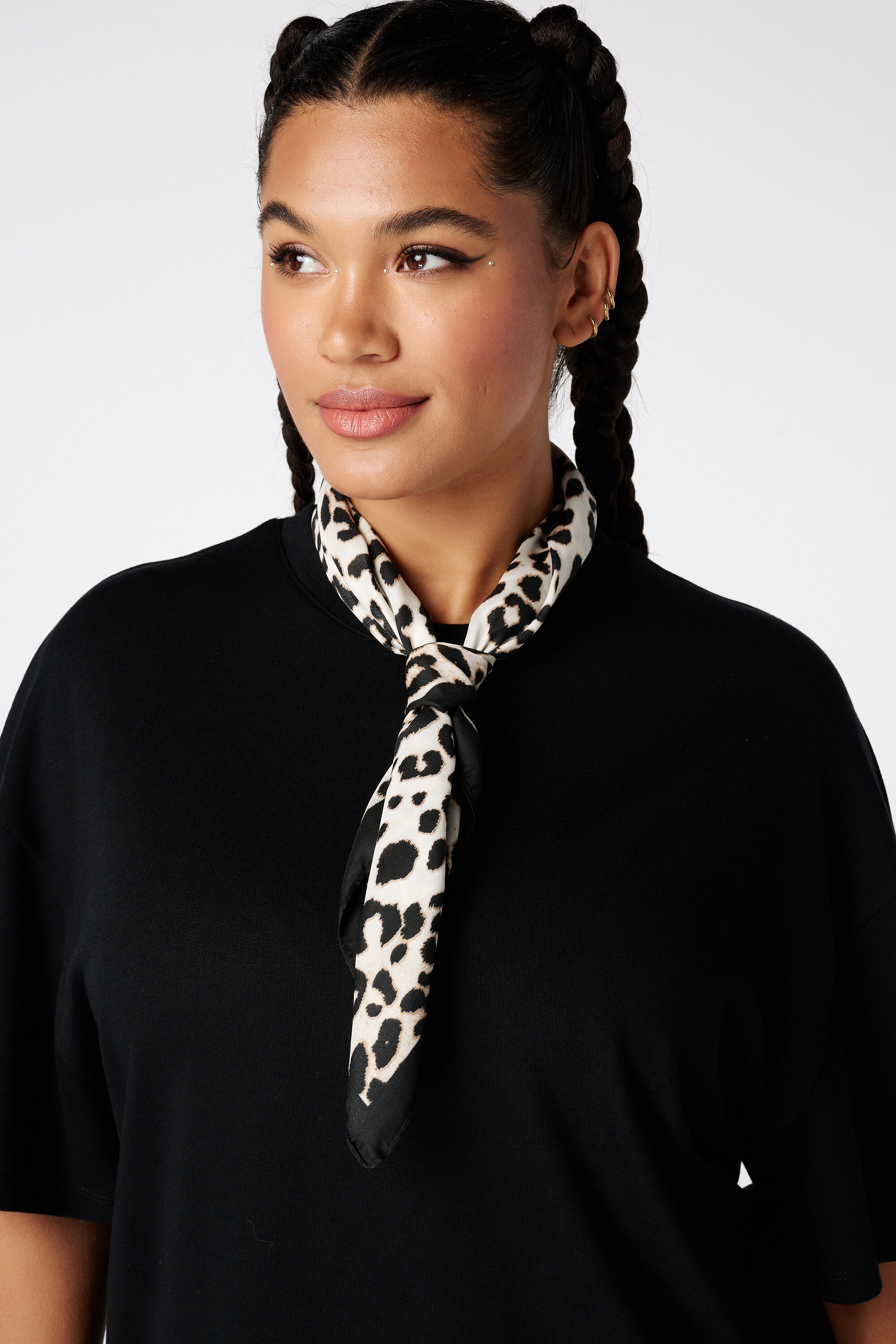 Robe oversize avec dentelle image number 2