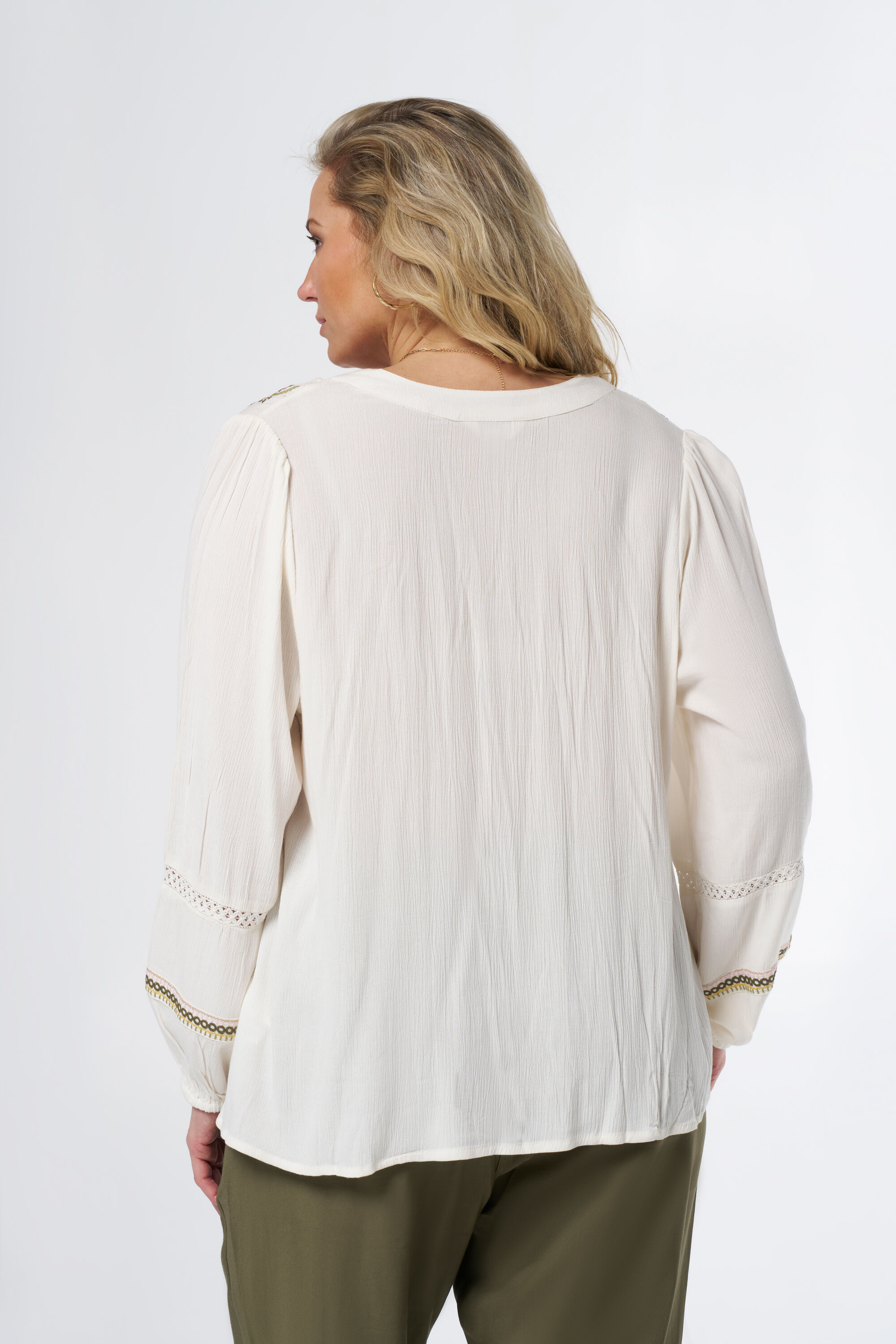 Bluse mit Bohemian-Details image number 3