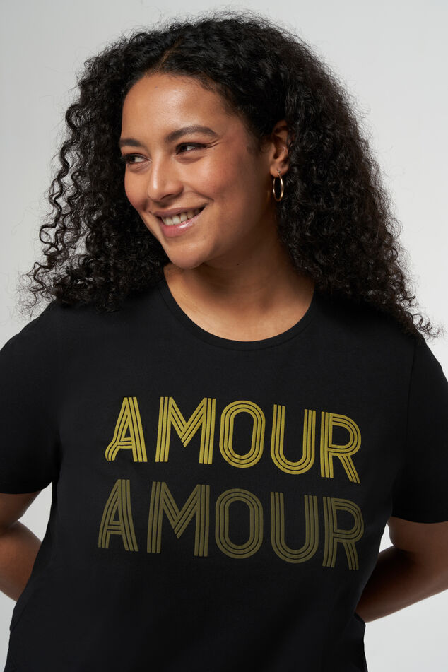 T-shirt avec le mot « Amour » image number 4