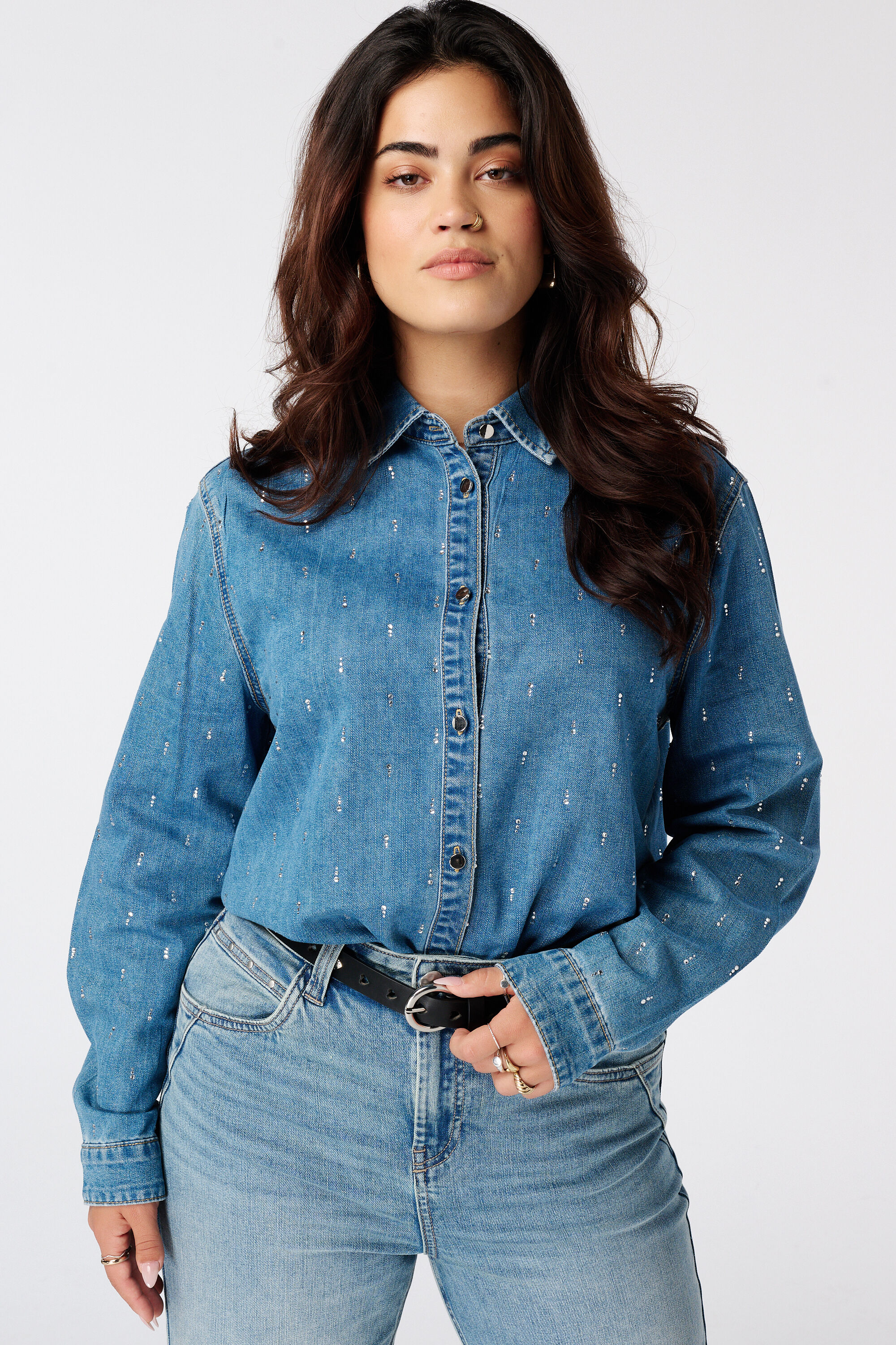 Ceinture en similicuir avec clous