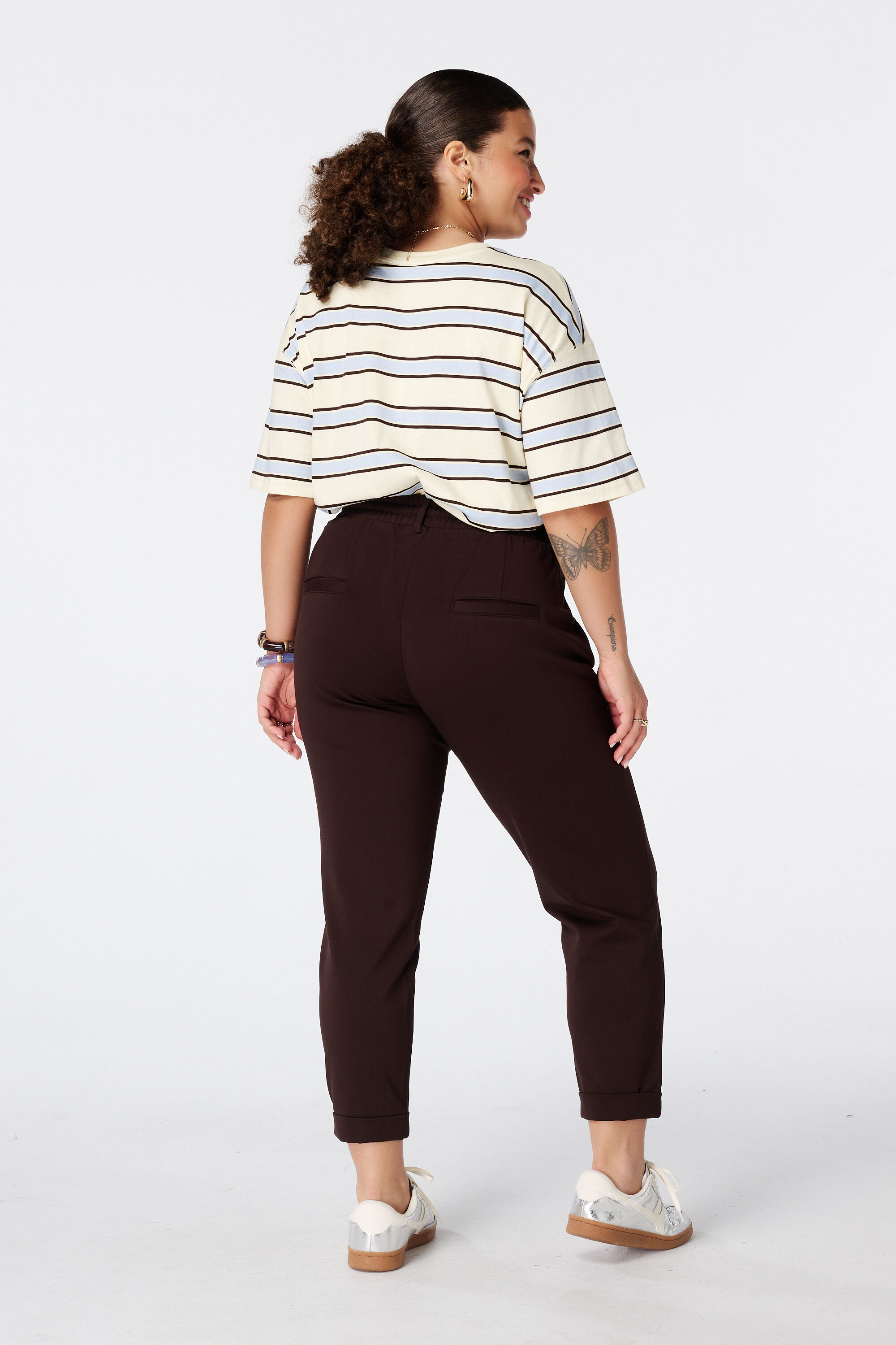 Pantalon fusel&eacute; &agrave; taille &eacute;lastique image number 3