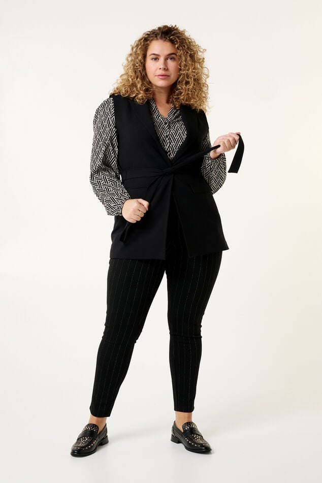 Gilet avec ceinture assortie image number 0