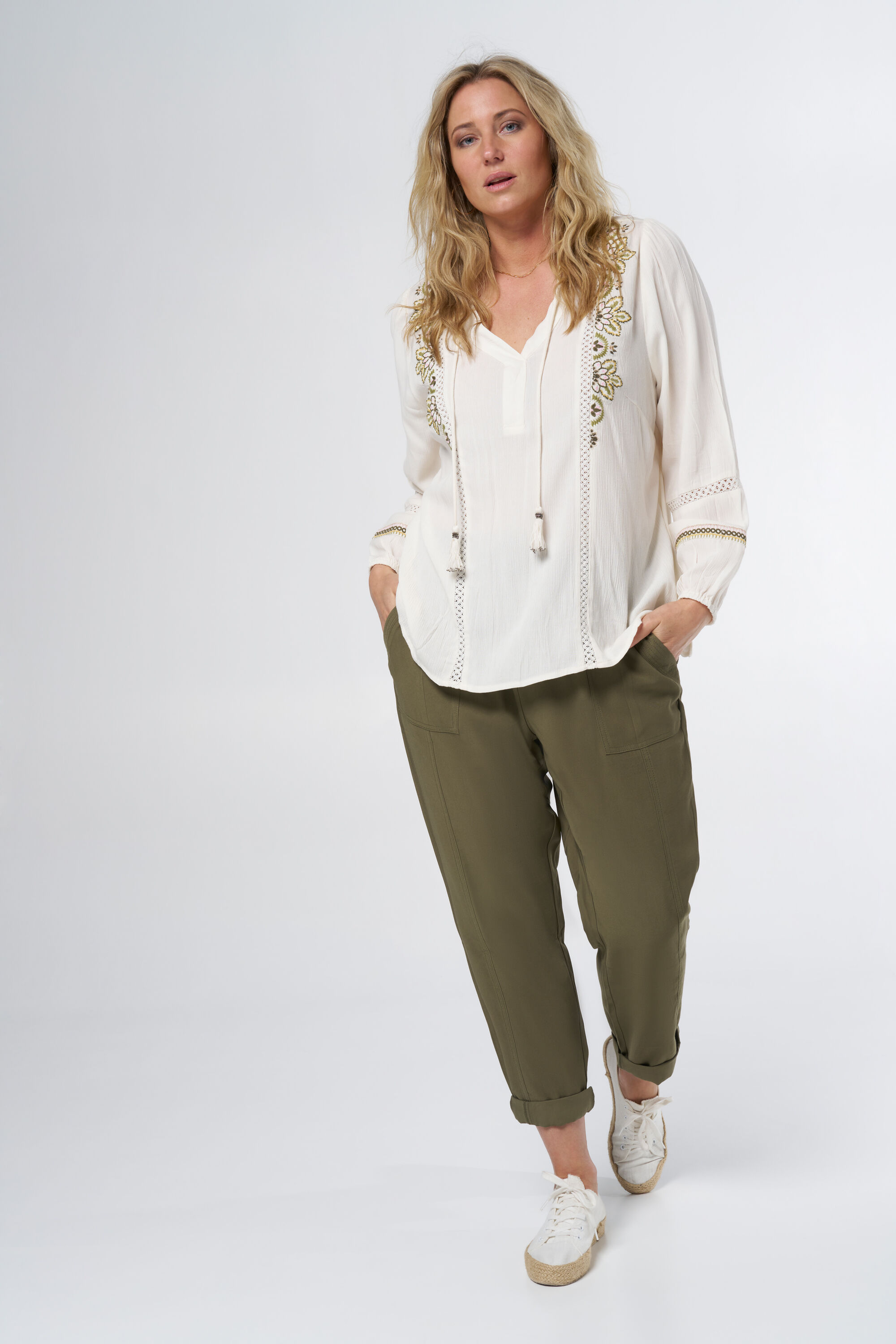 Bluse mit Bohemian-Details image number 5