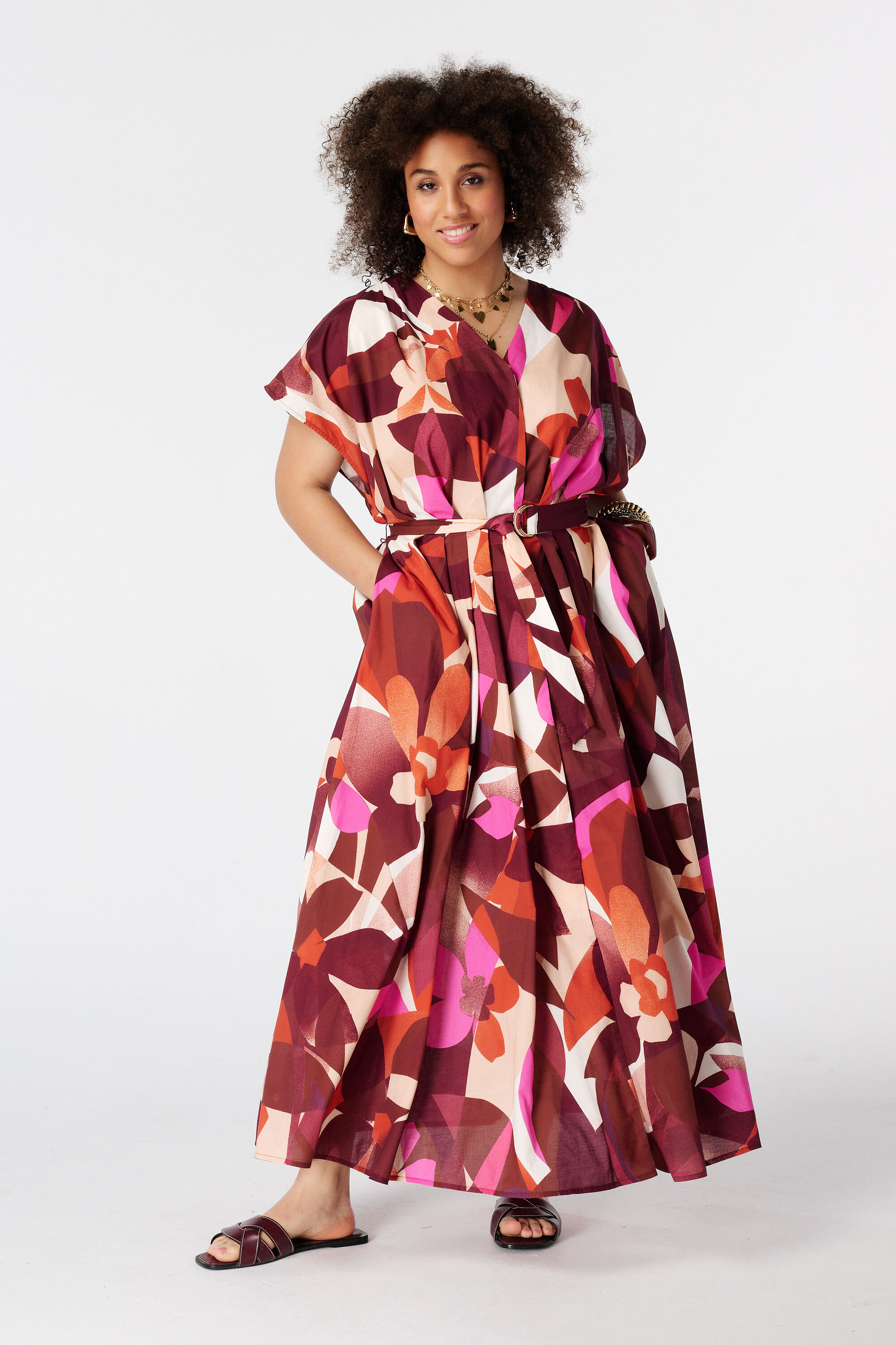 Robe maxi avec ceinture image number 0