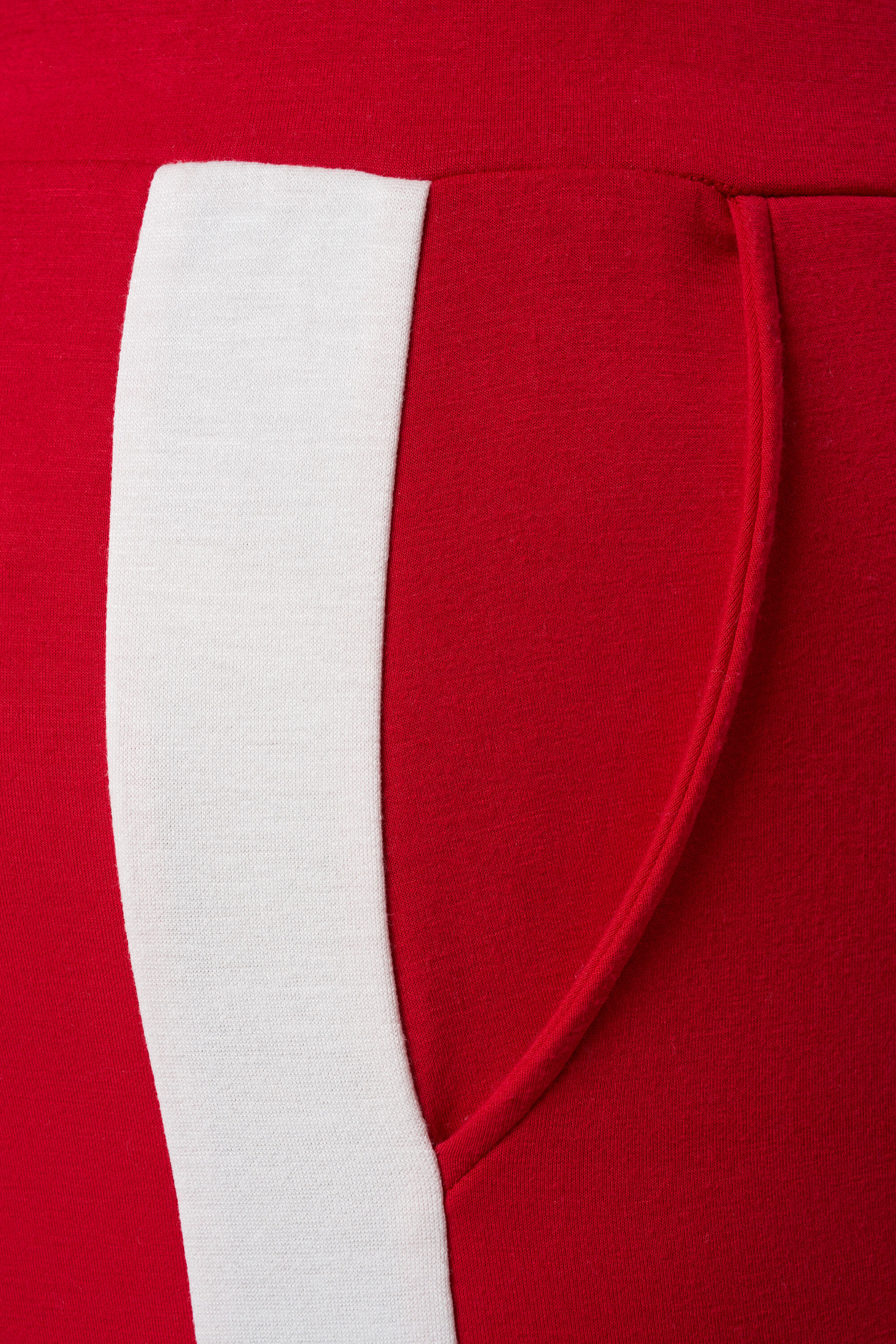 Pantalon avec rayures contrastantes image number 4