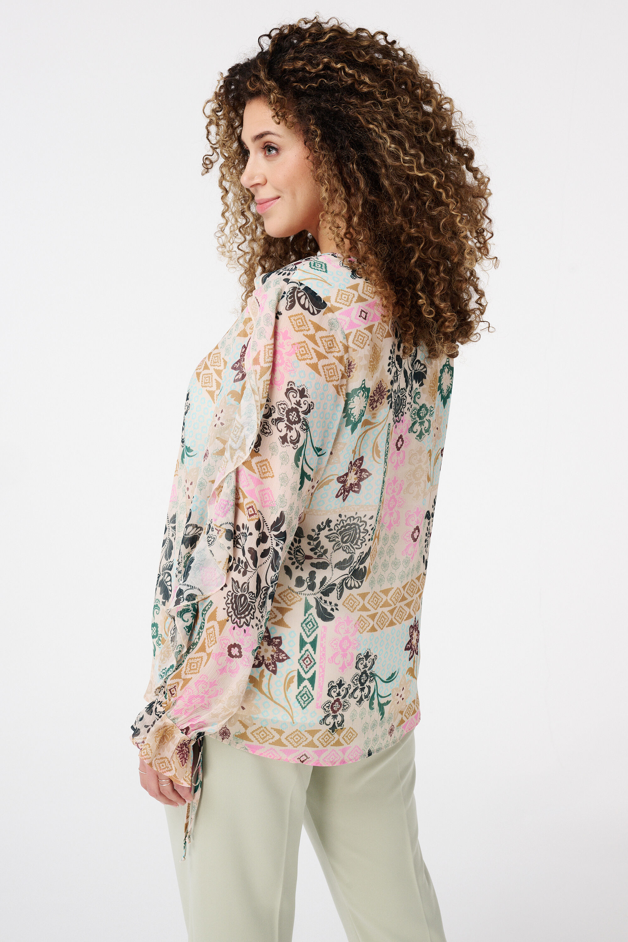 Chemisier &agrave; volants image number 3