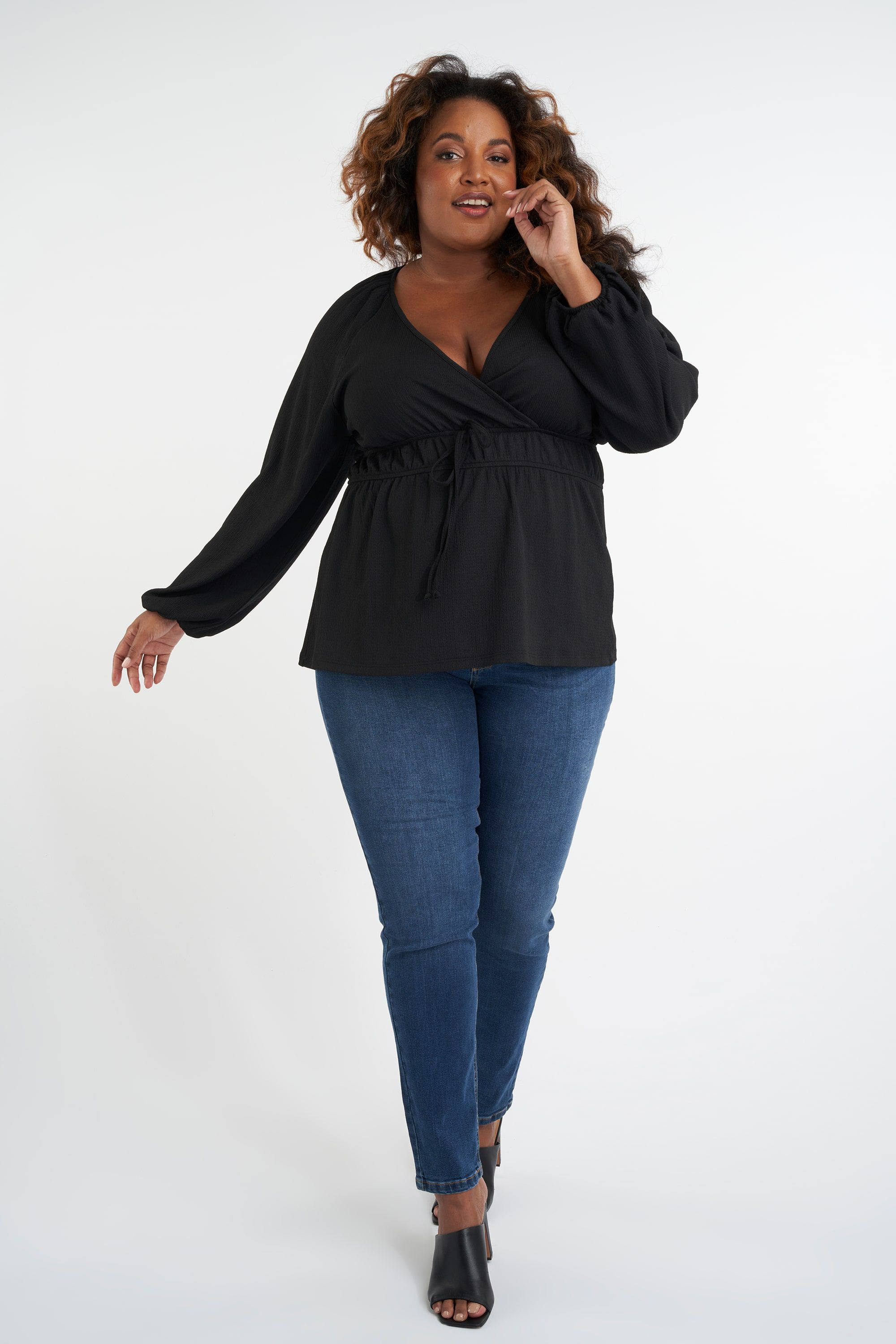 Haut portefeuille &agrave; manches bouffantes image number 4