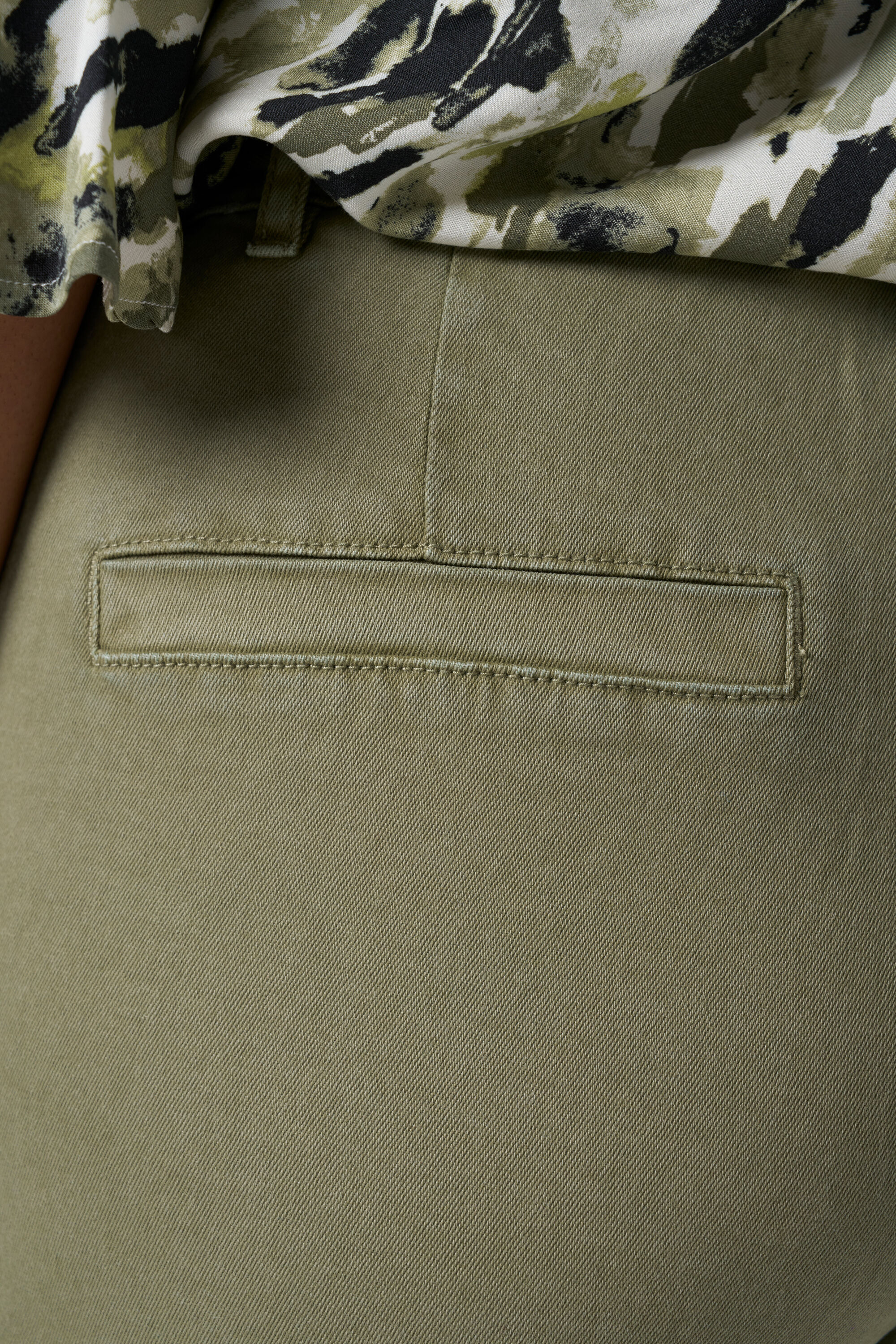 Short en jean avec ceinture image number 4