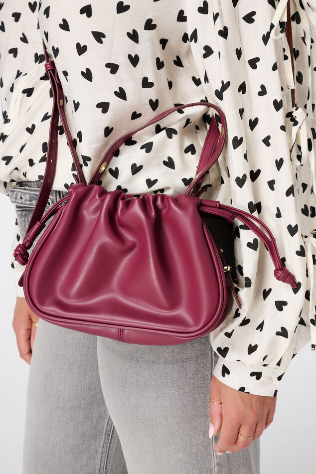 Sac à bandoulière en cuir synthétique image number 4