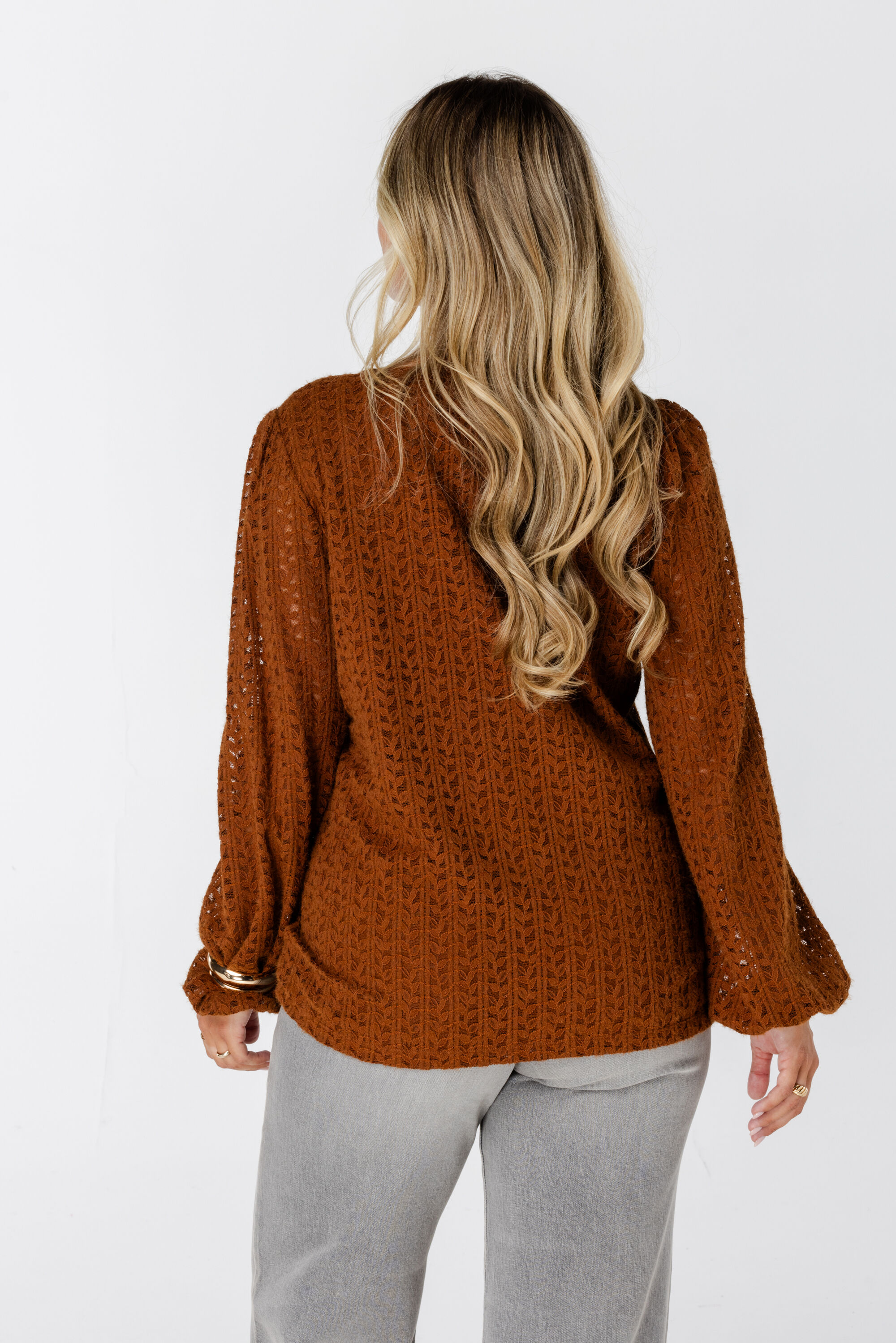 Top en dentelle image number 3