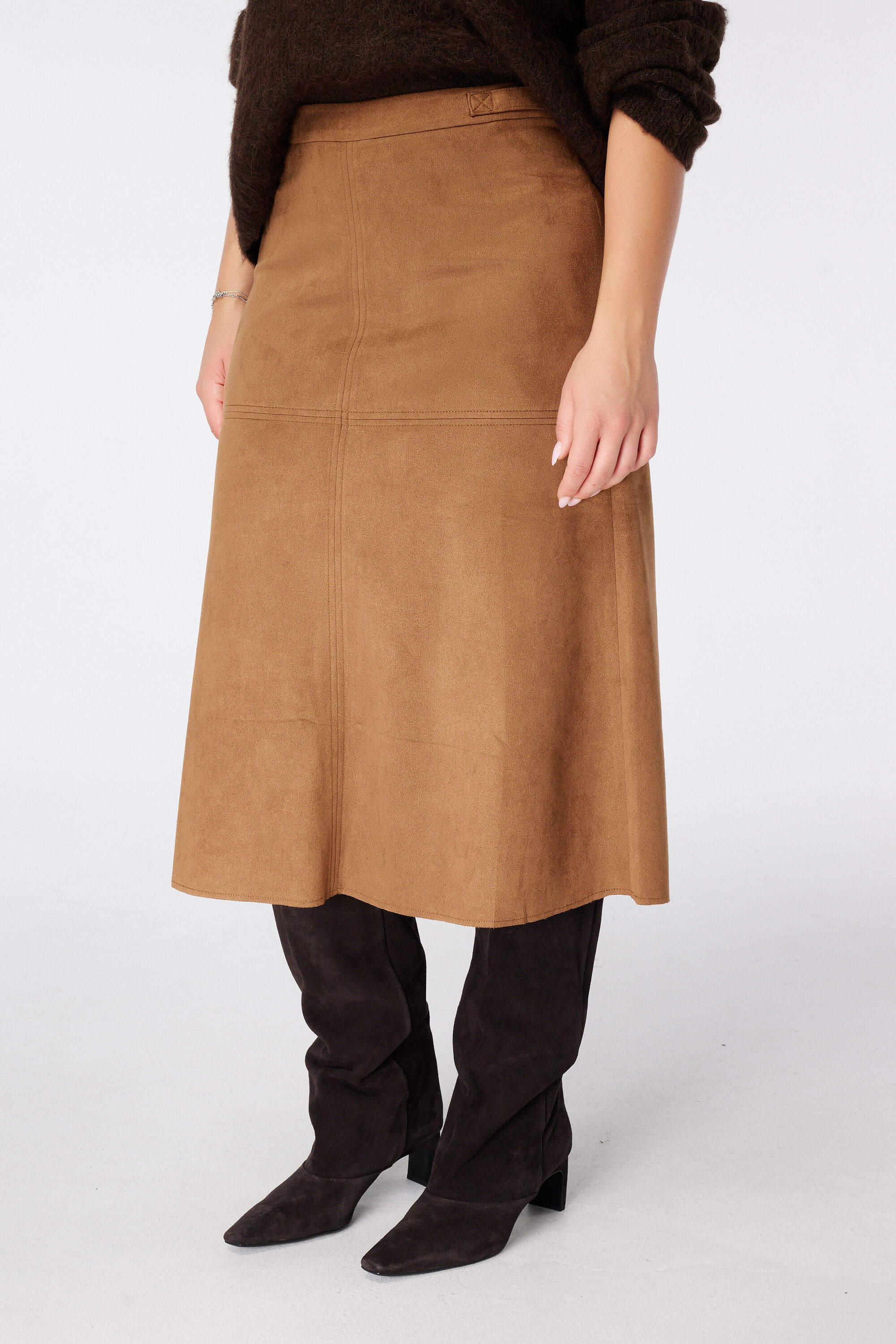 Jupe midi aspect daim image number 5