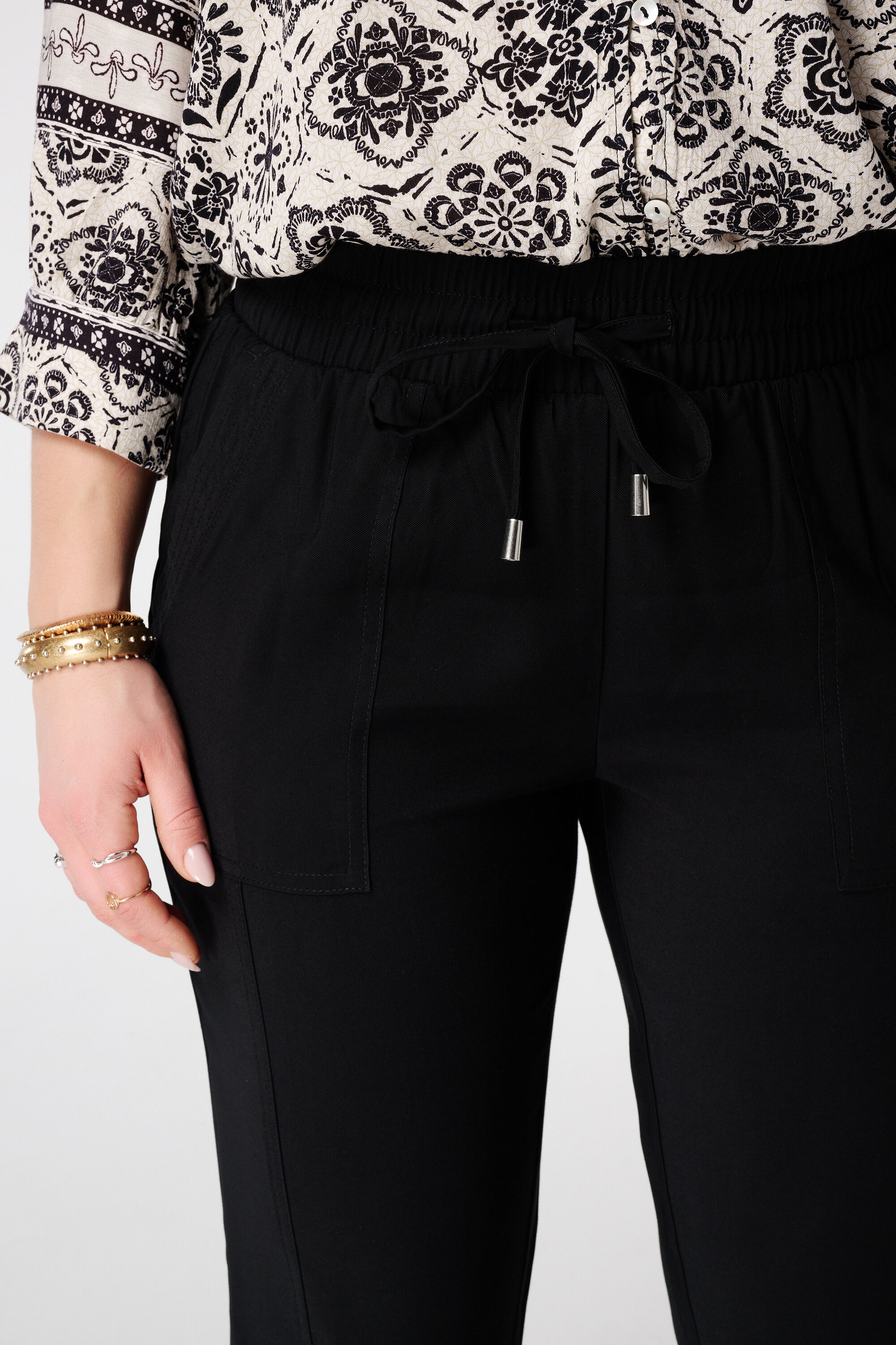 Pantalon &agrave; taille &eacute;lastique image number 4