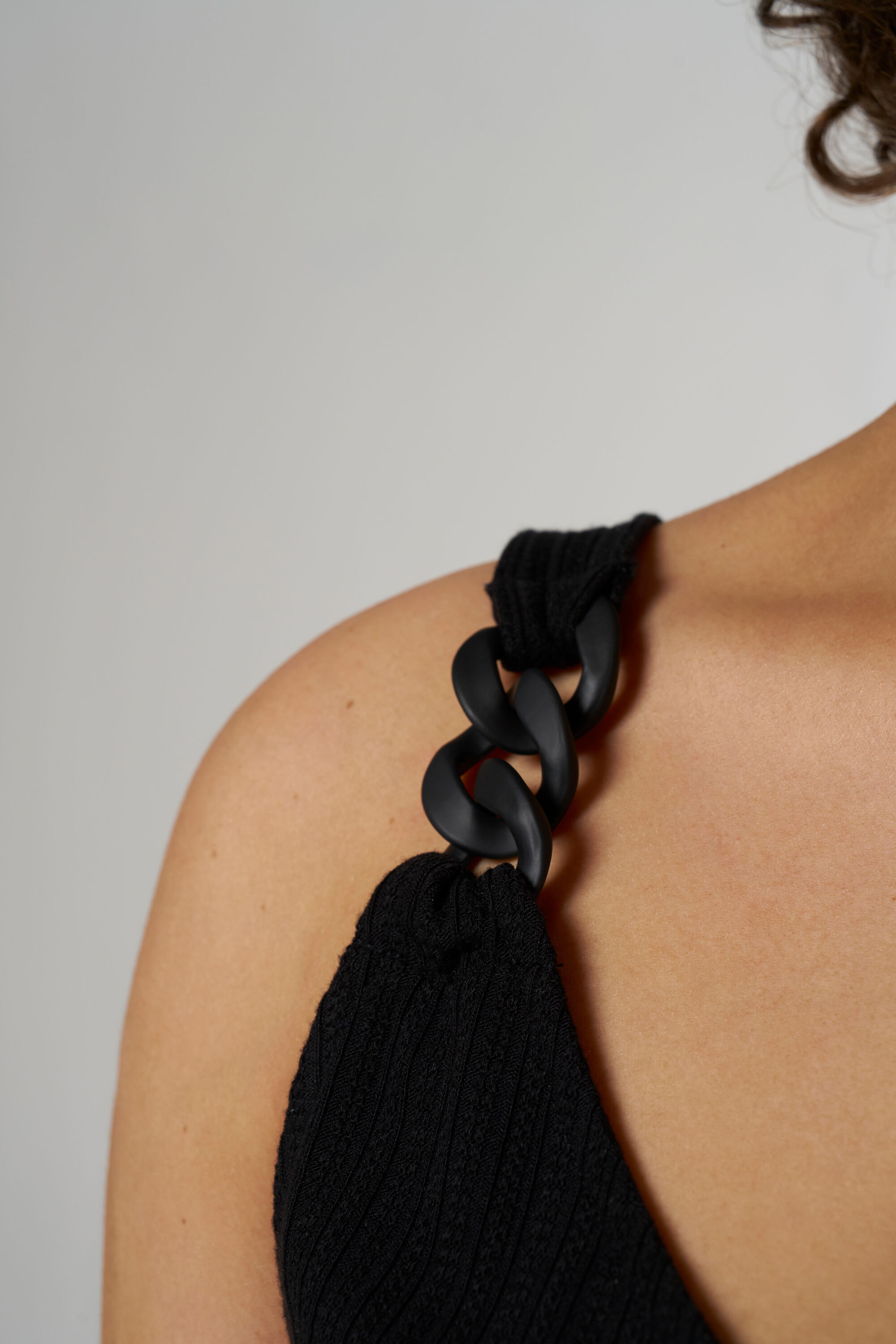 Haut avec attache fantaisie image number 4