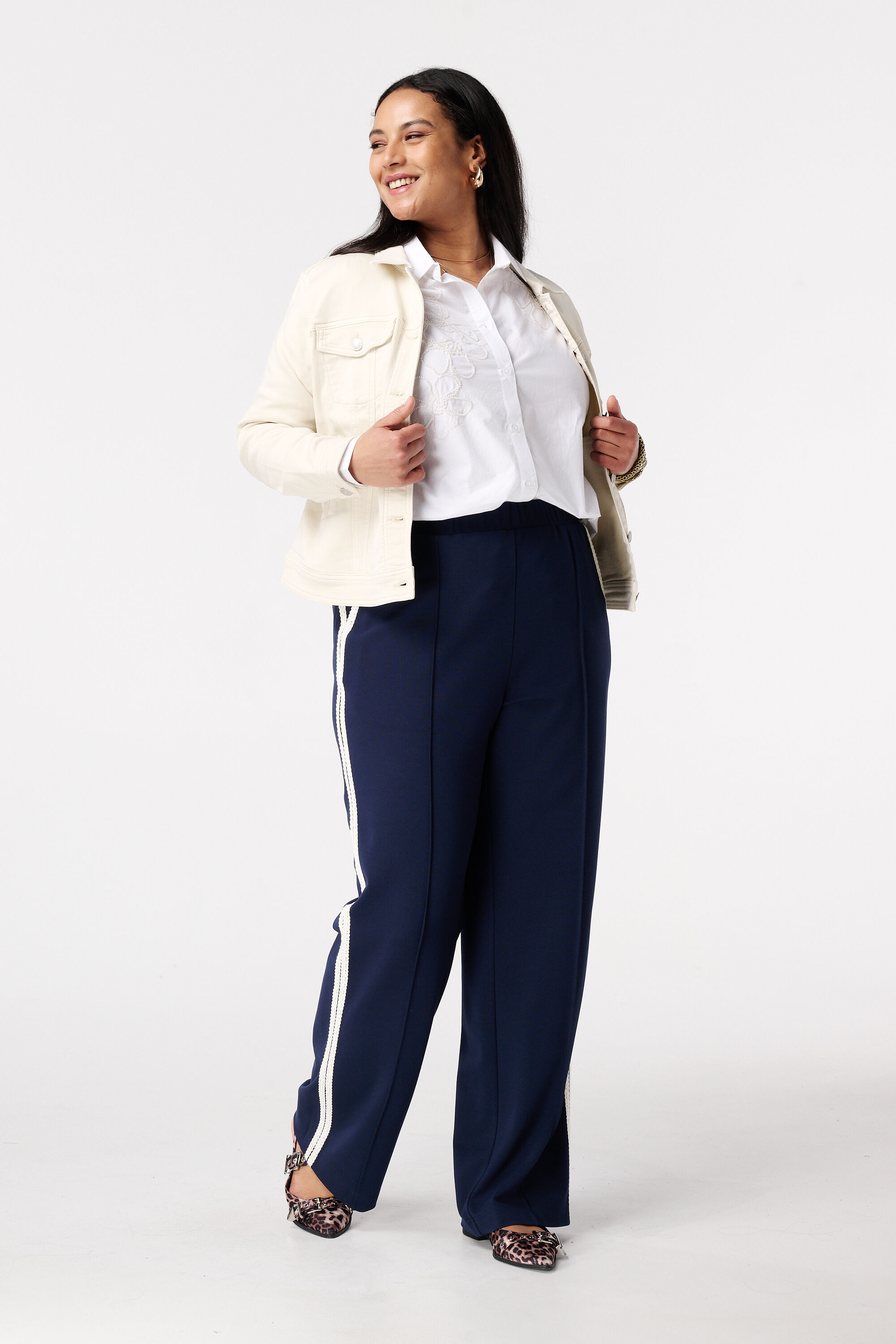 Blouse longue avec perles image number 5