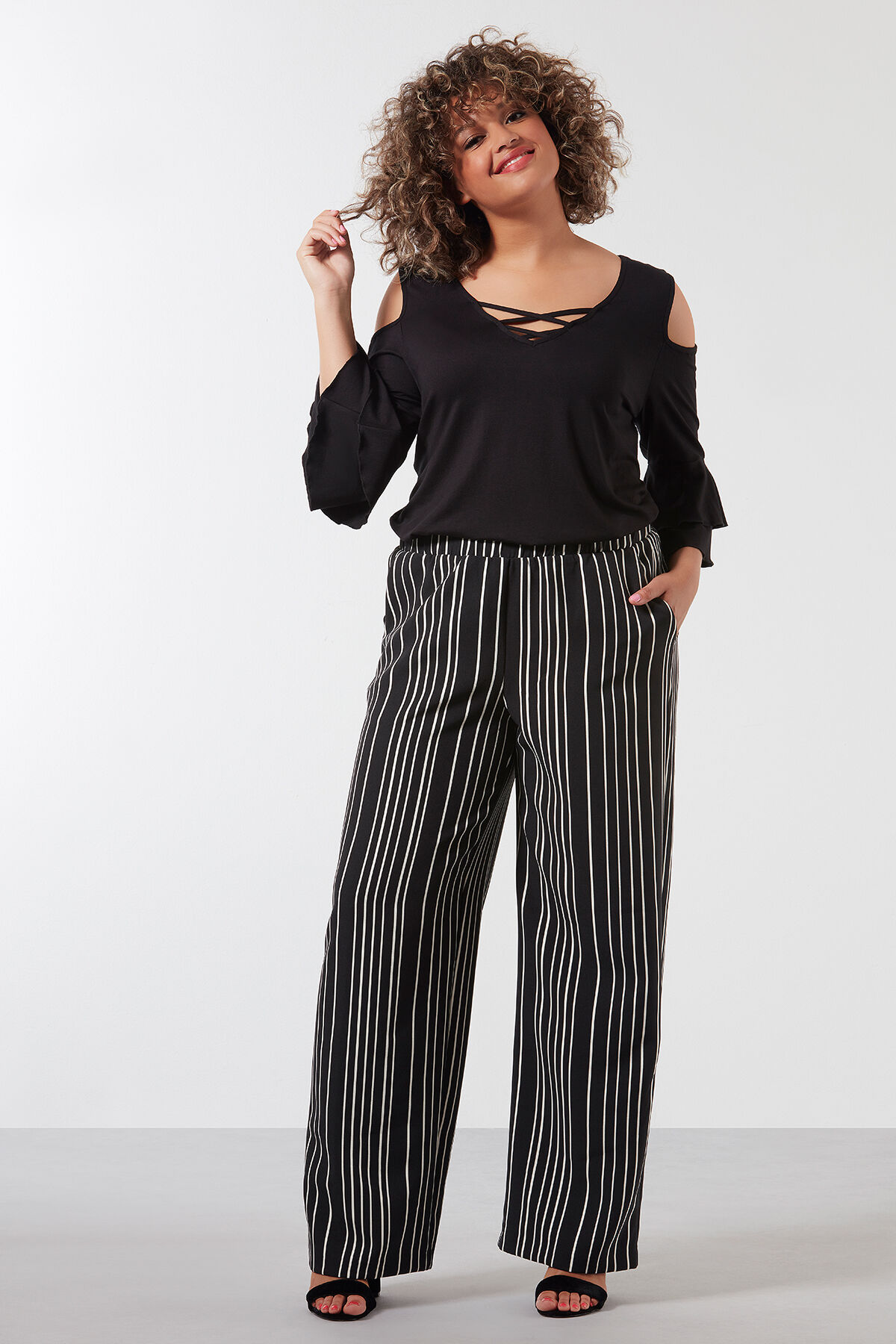 Pantalon ample ray&eacute;  image number 5