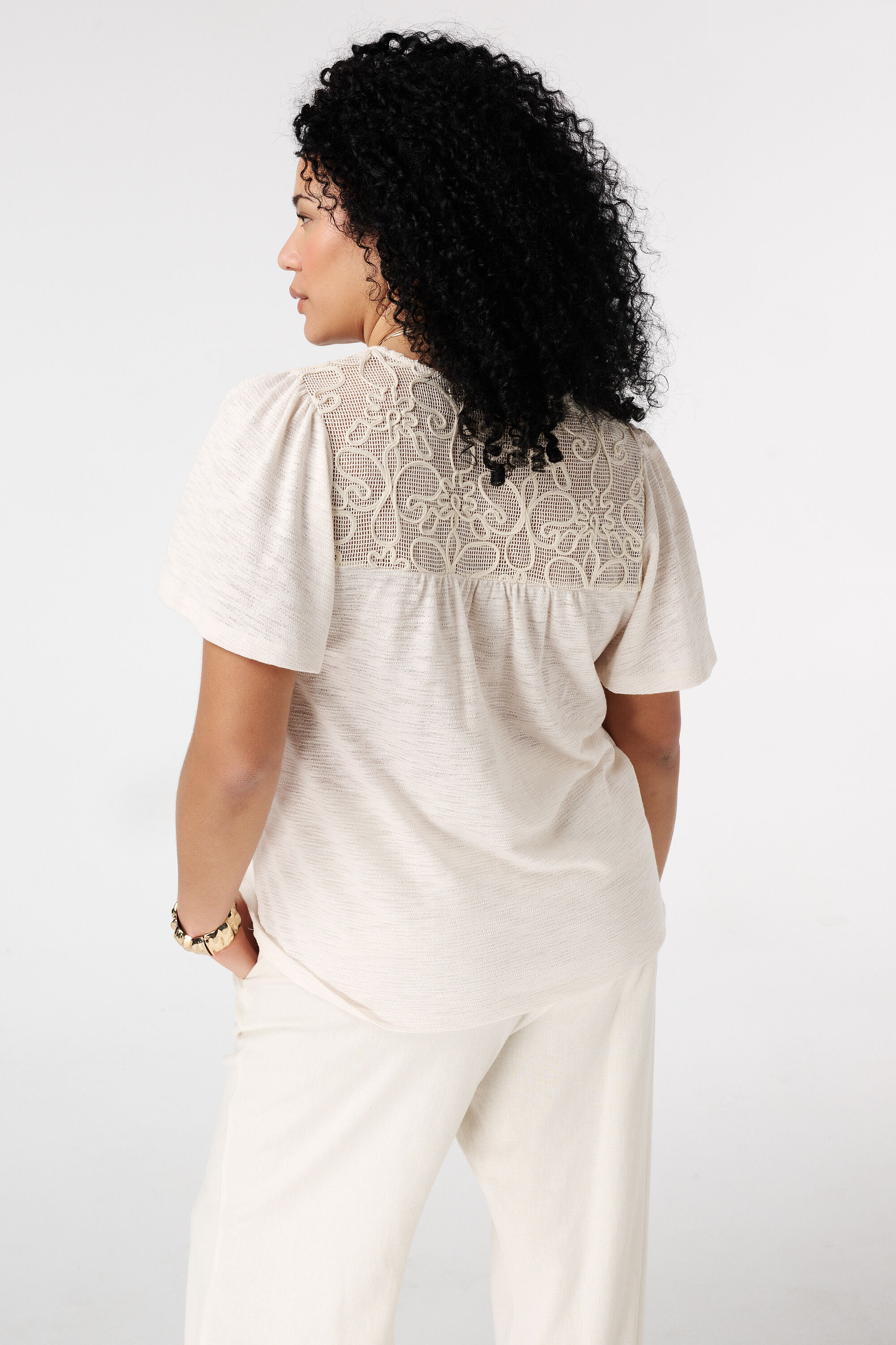 Top avec manches papillon image number 3