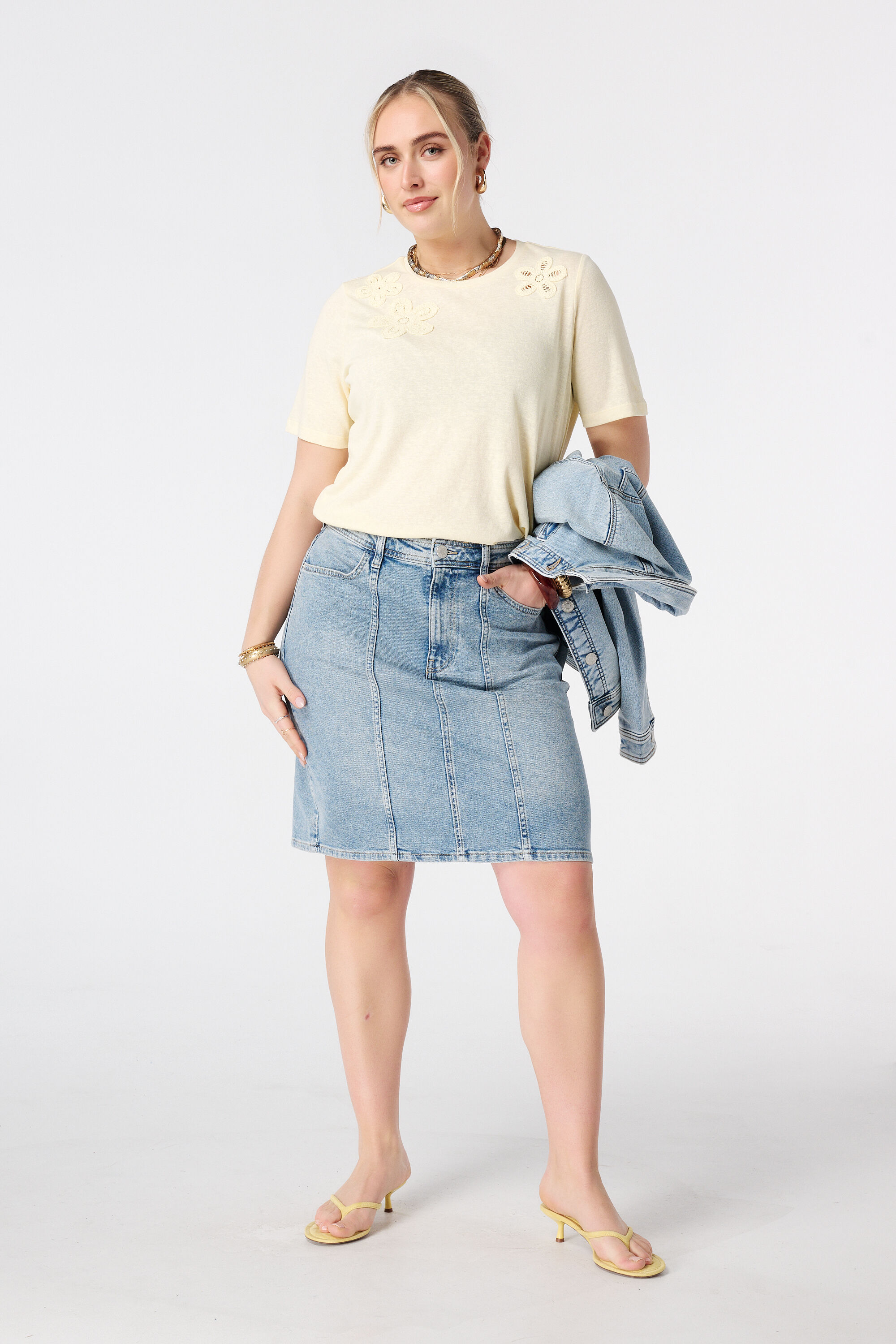 T-shirt avec c&oelig;urs en 3D image number 5