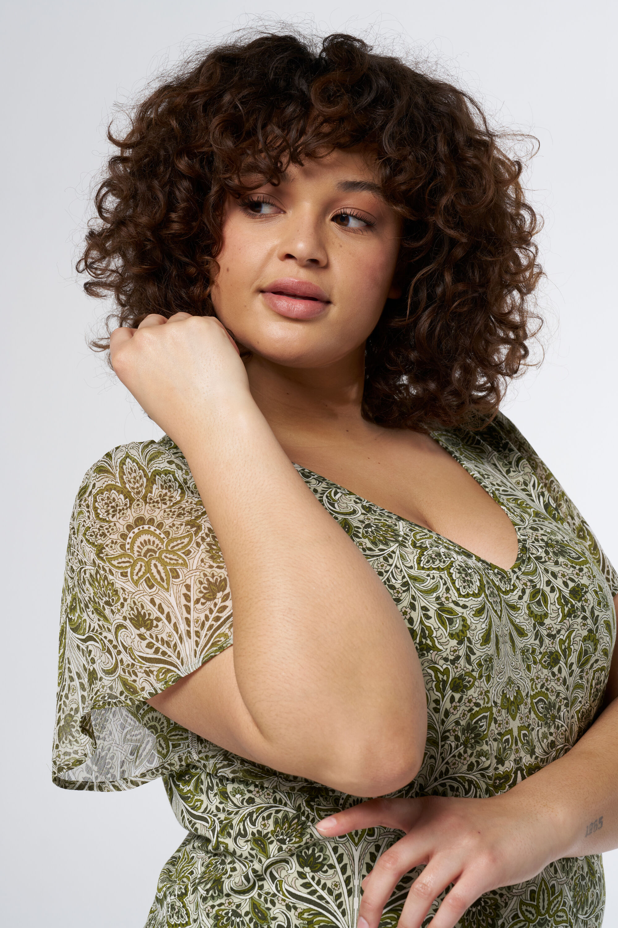 Haut &agrave; imprim&eacute; floral image number 4