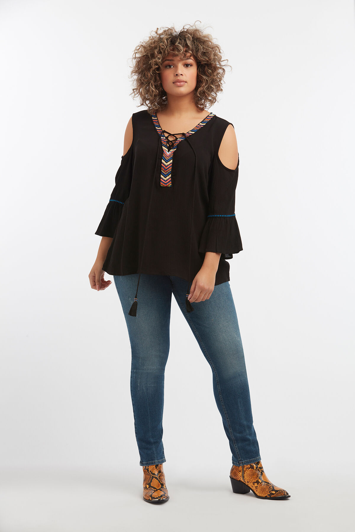 Chemisier &agrave; &eacute;paules ajour&eacute;es image number 4