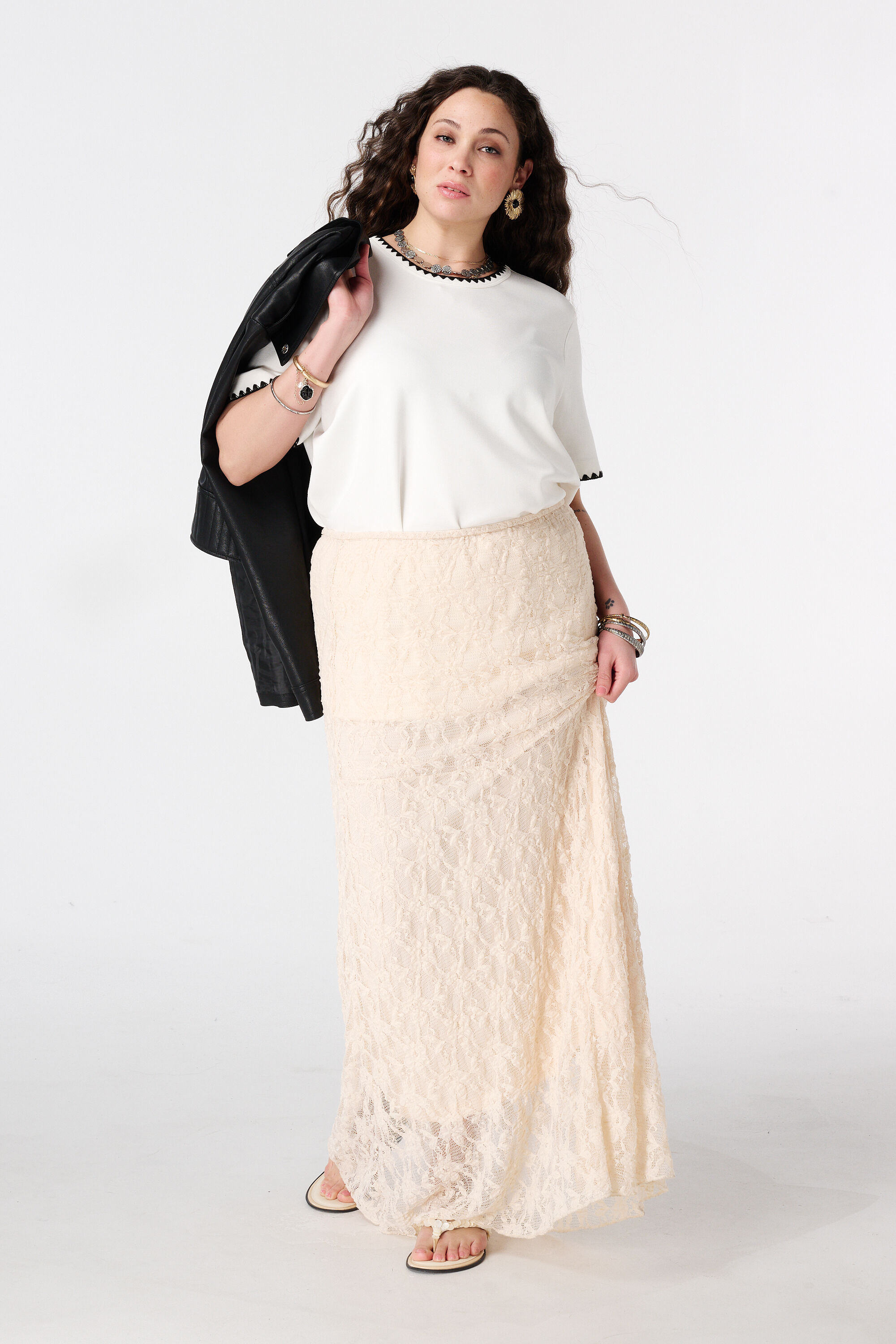 T-shirt avec finitions d&eacute;coratives