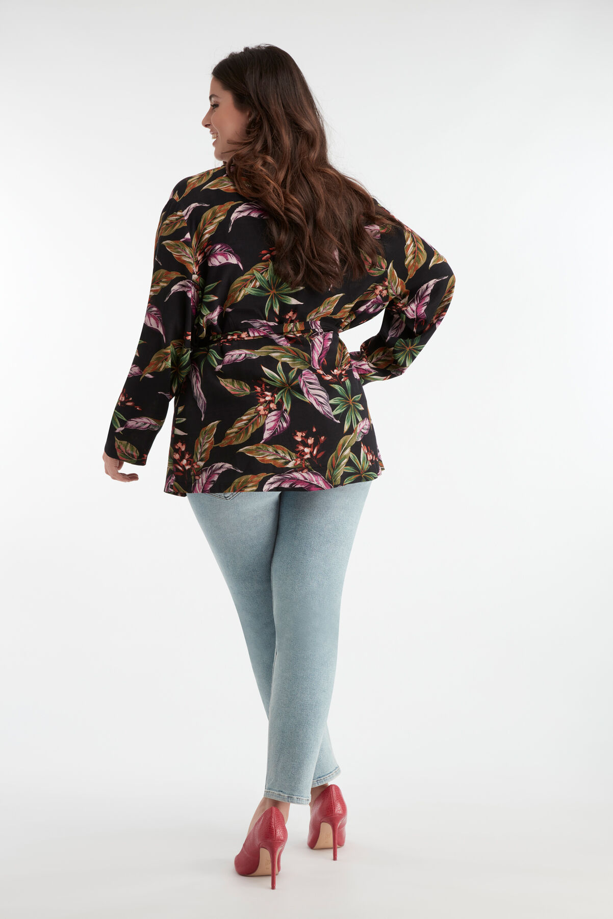 Jean avec boutons image number 4