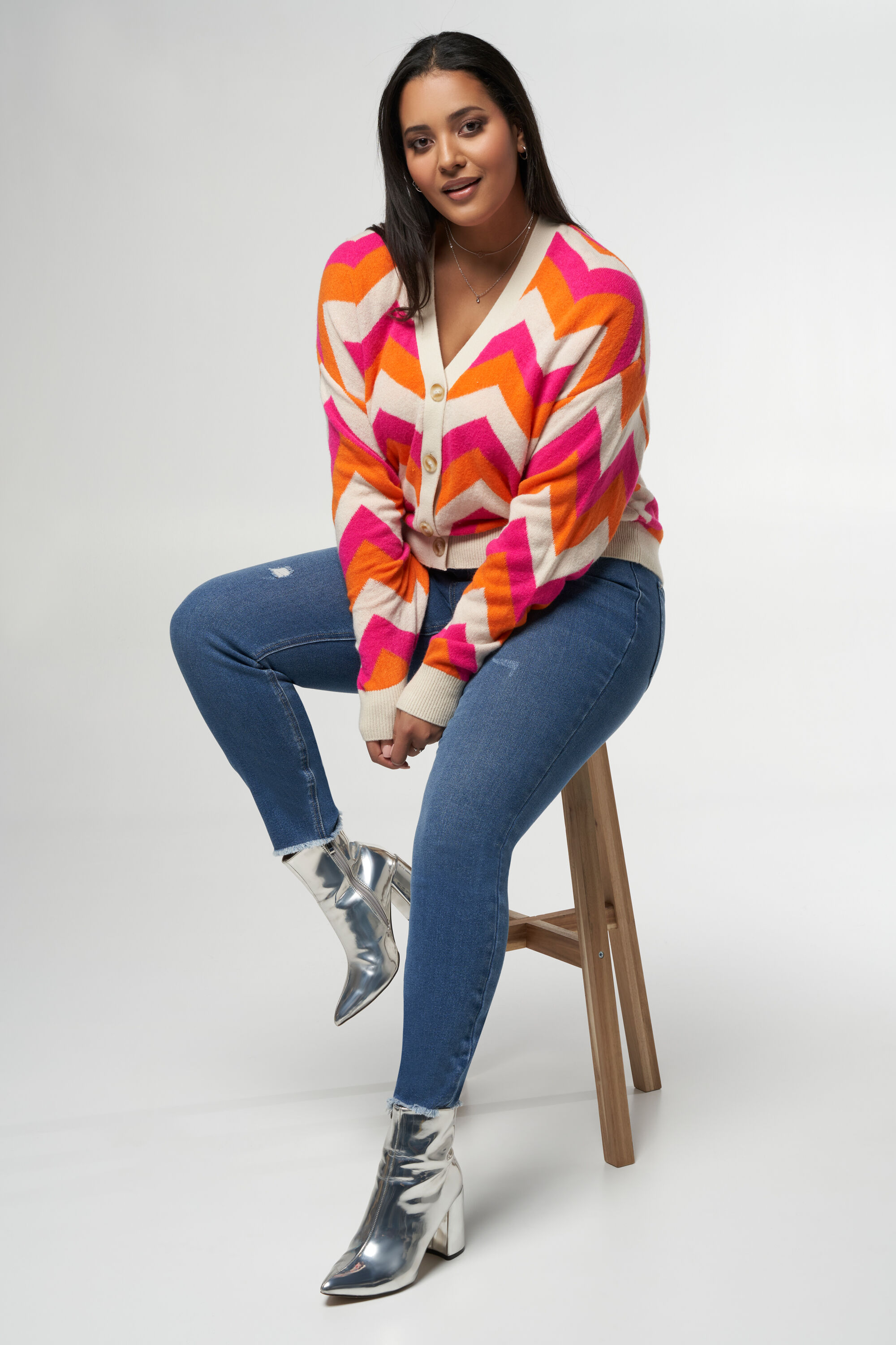 Gilet boutonn&eacute;  image number 6