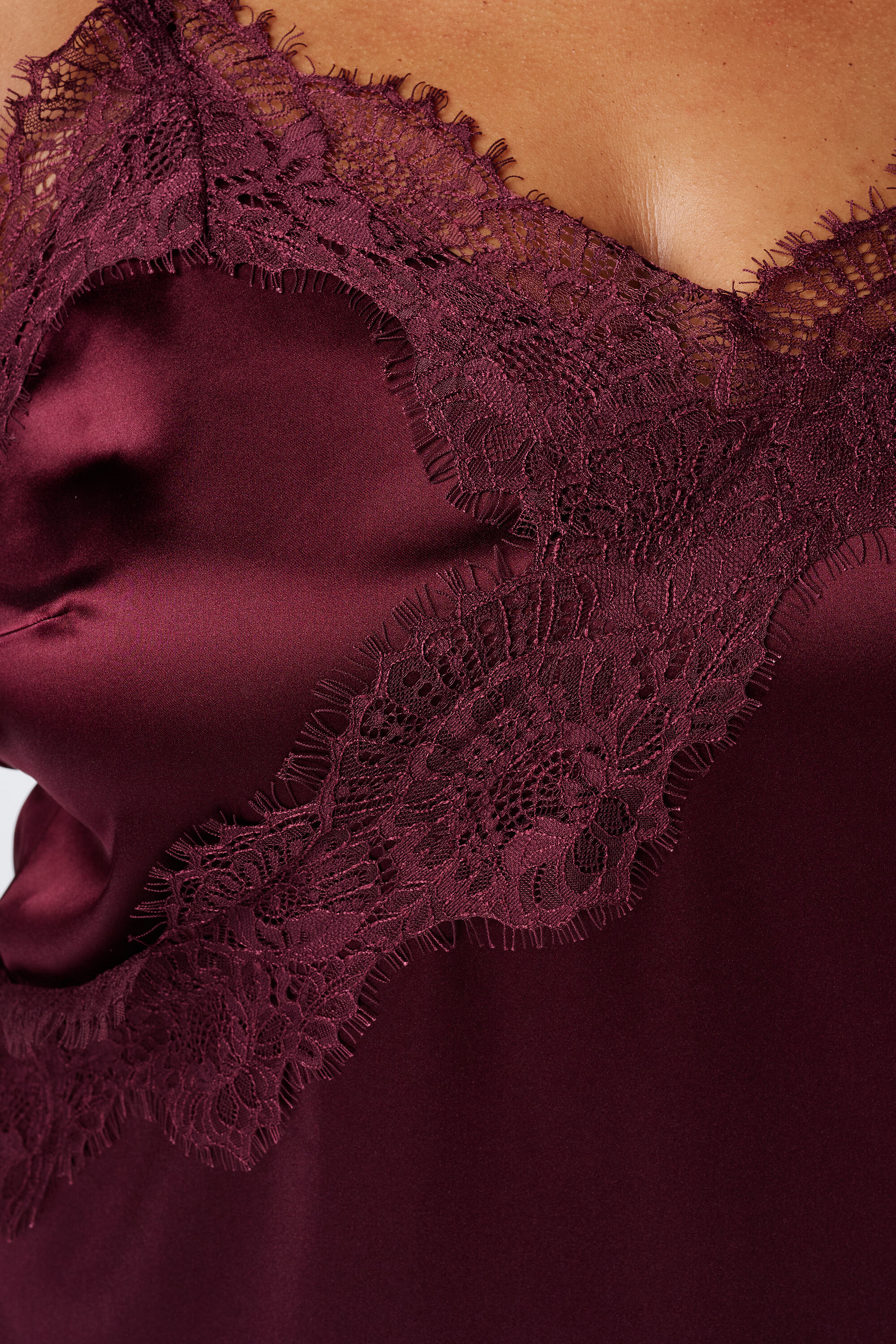 Blouse asym&eacute;trique avec dentelle image number 6