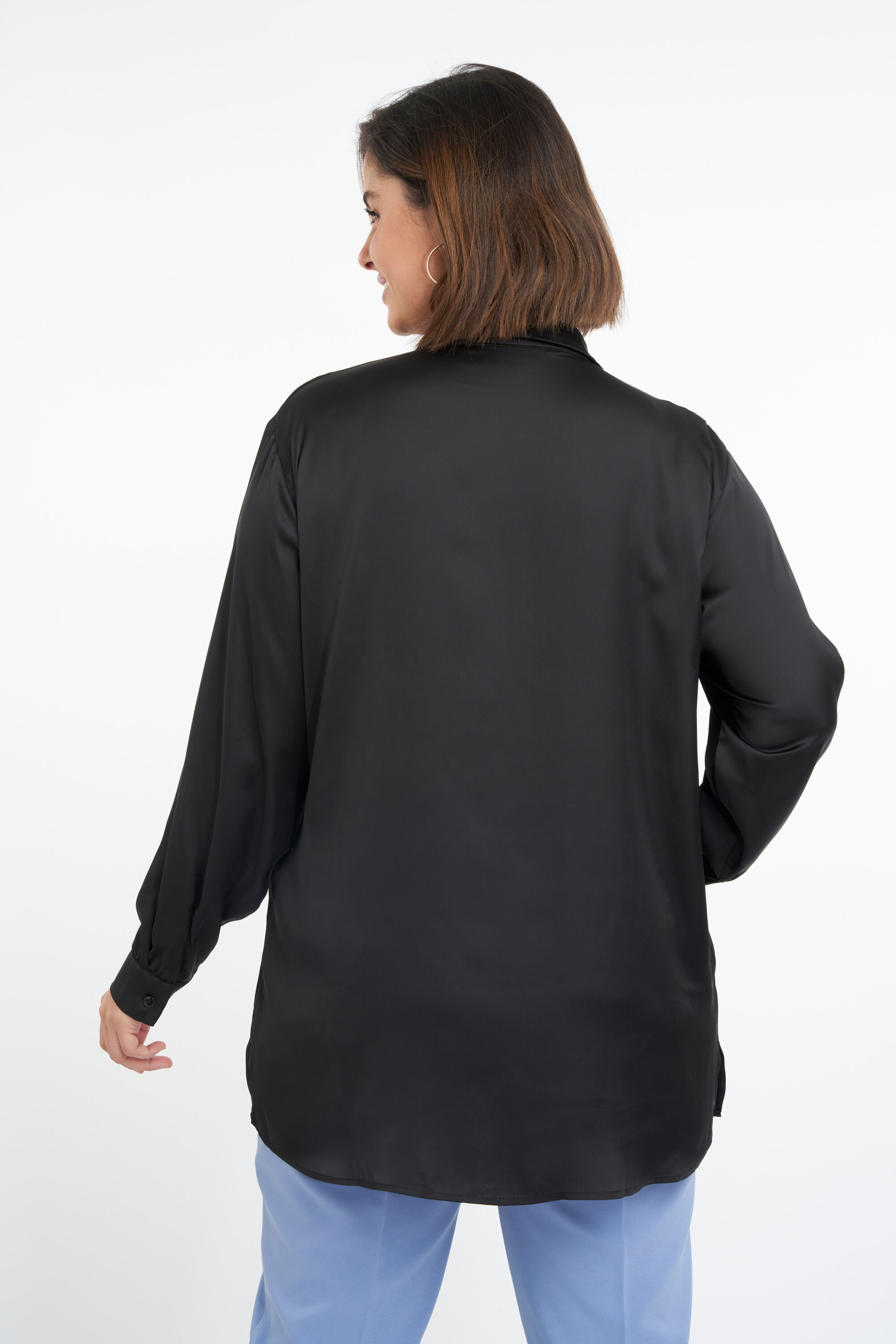 Chemisier en satin  image number 3