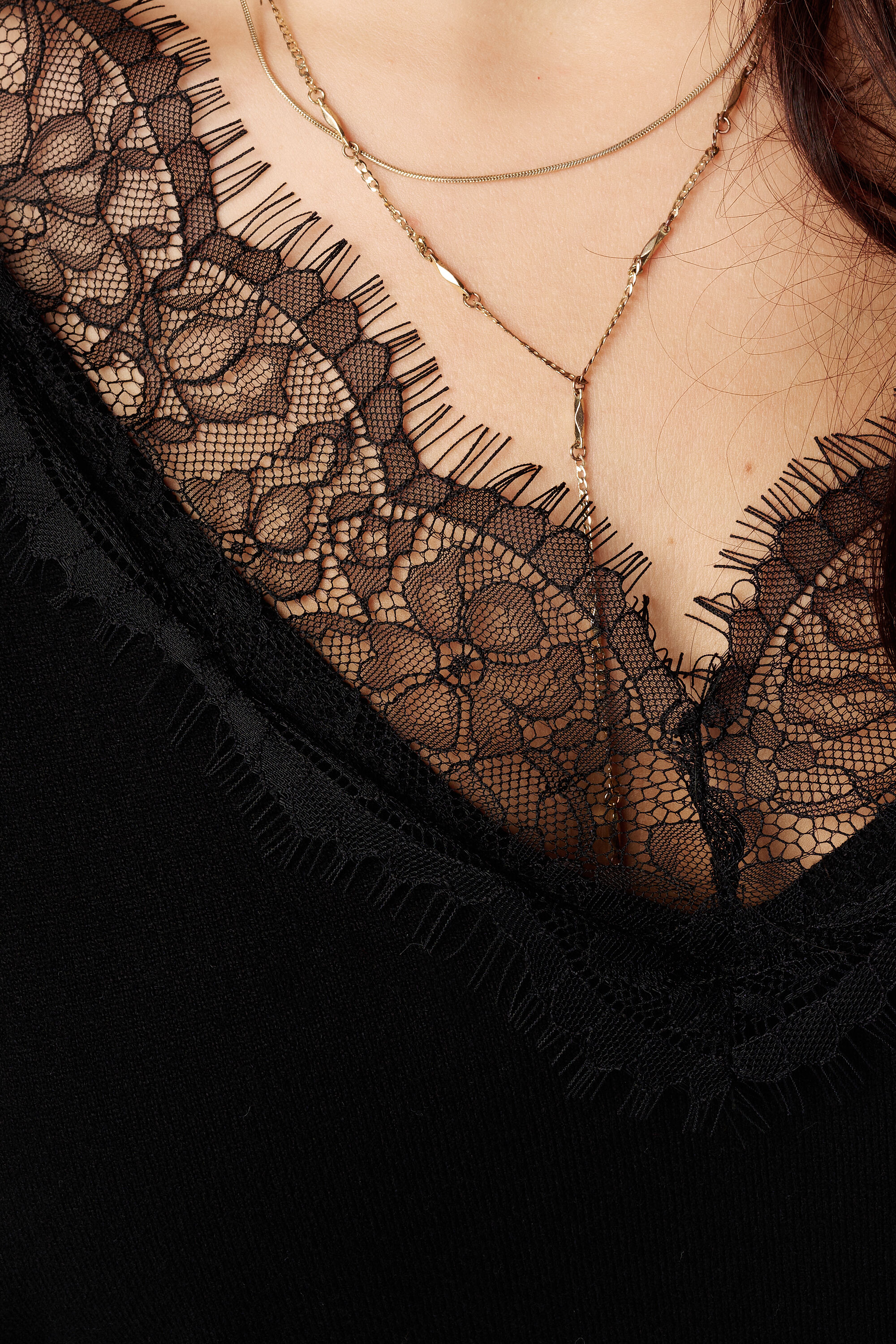 Pull en maille fine avec dentelle image number 6