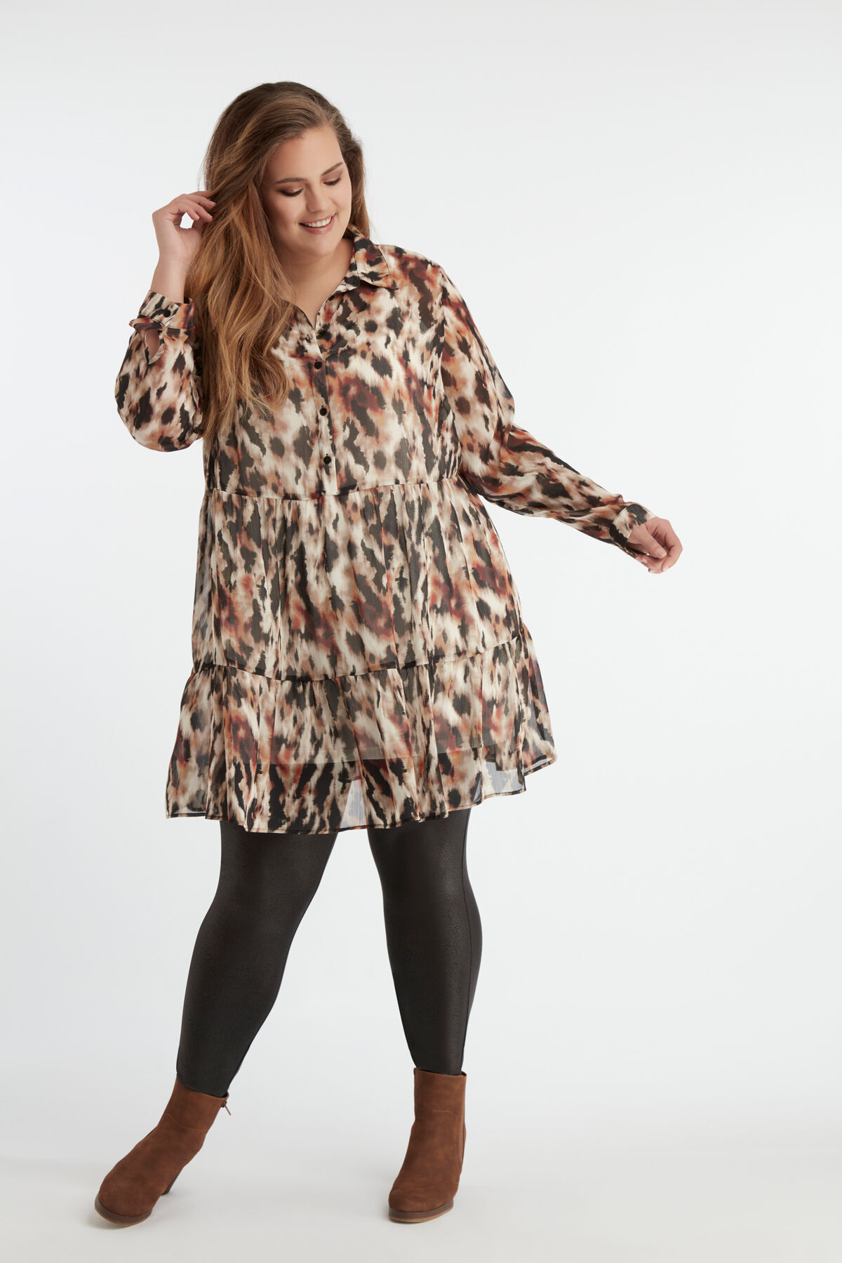 Chemisier &agrave; volants image number 4