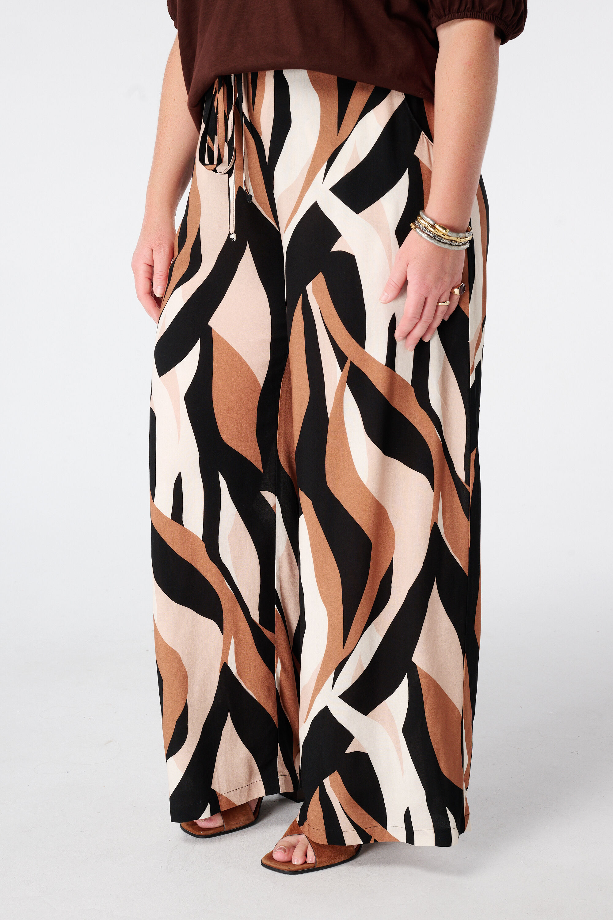 Pantalon wide leg &agrave; imprim&eacute; image number 5