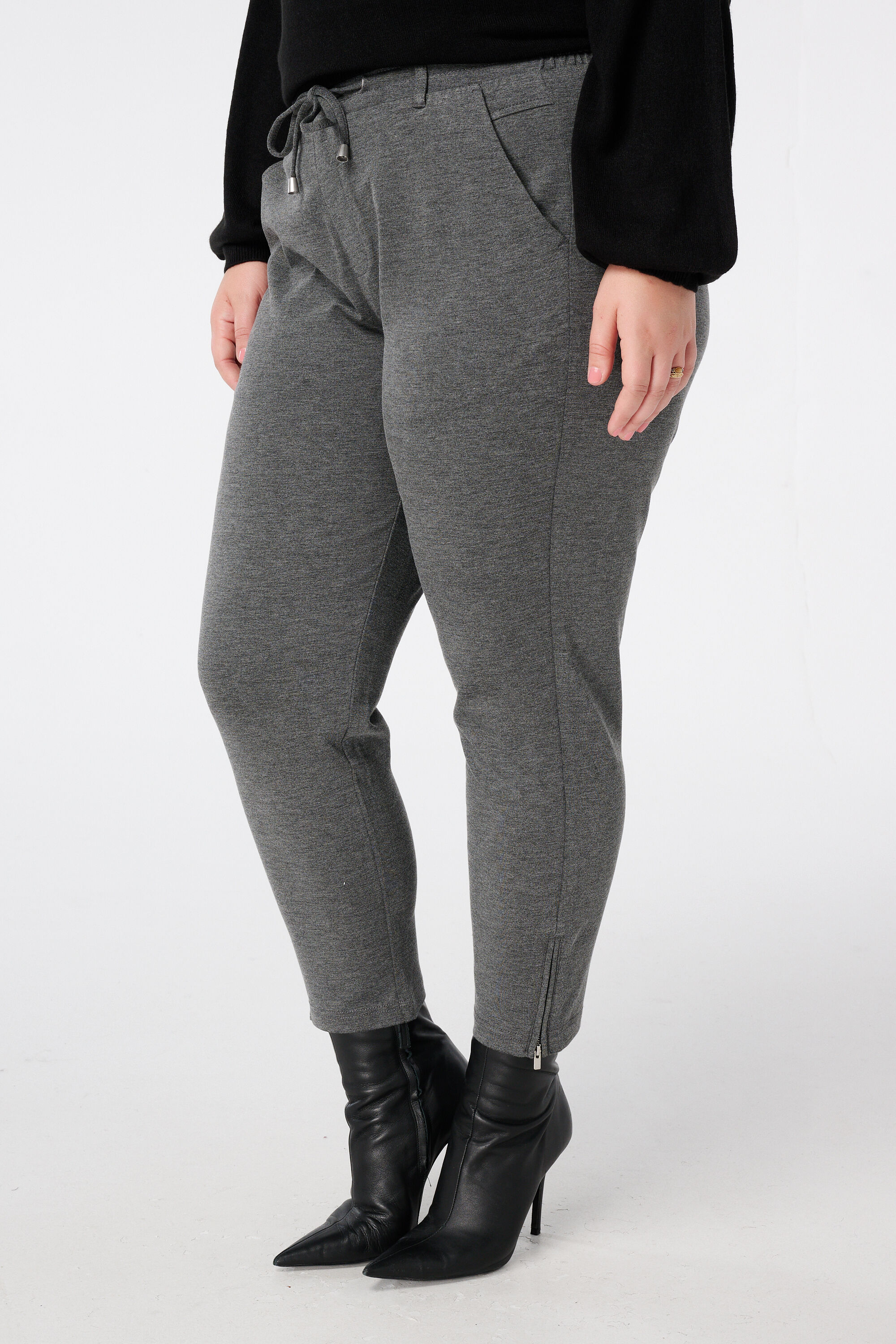 Pantalon slim image number 5