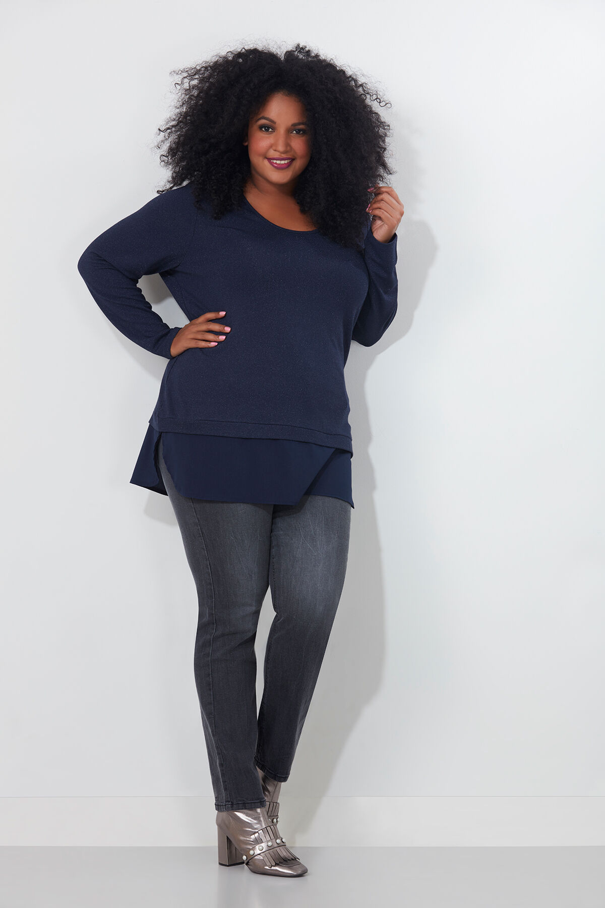 T-shirt avec ourlet en mousseline de soie image number 3