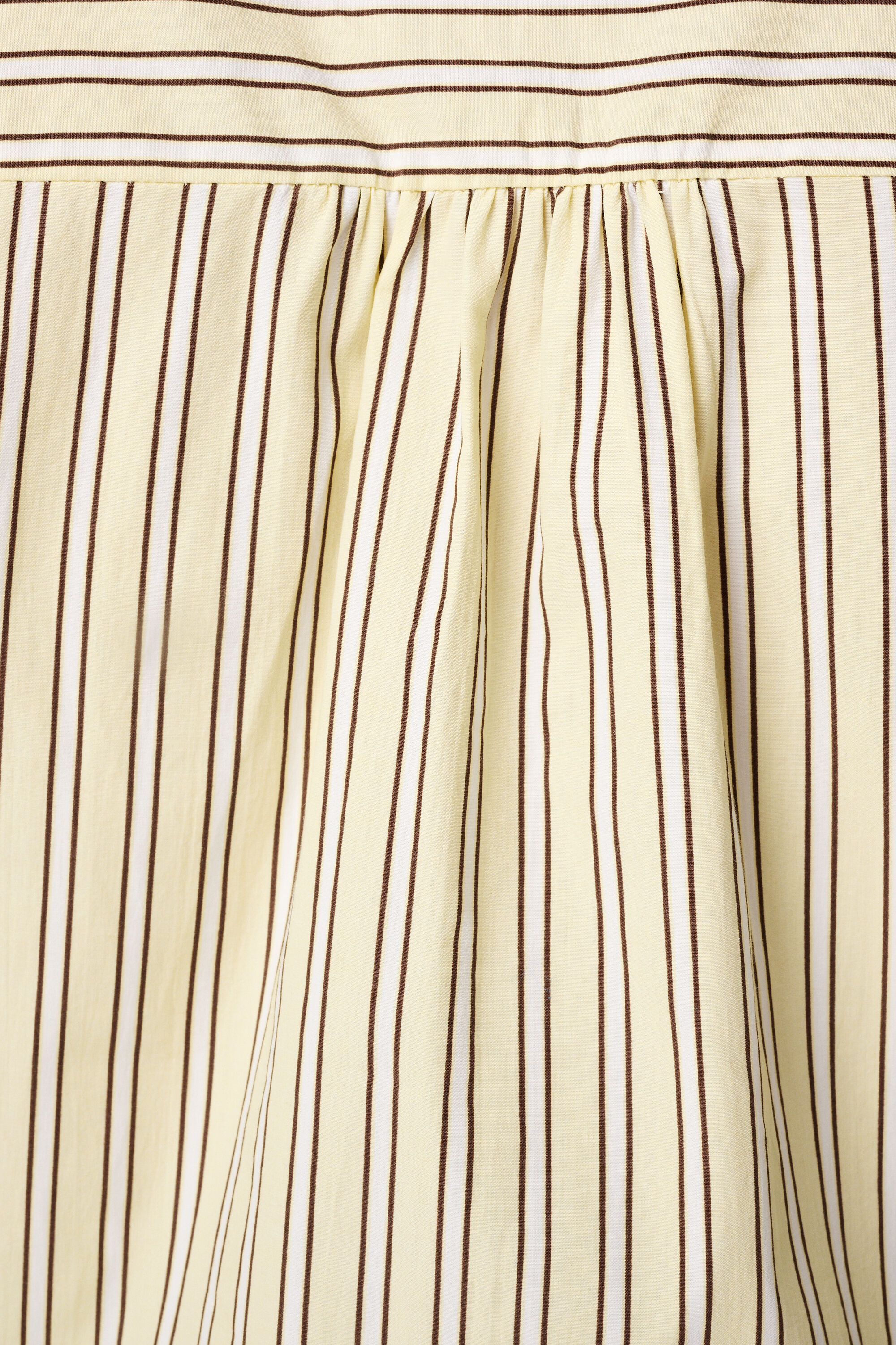 Blouse ray&eacute;e image number 6