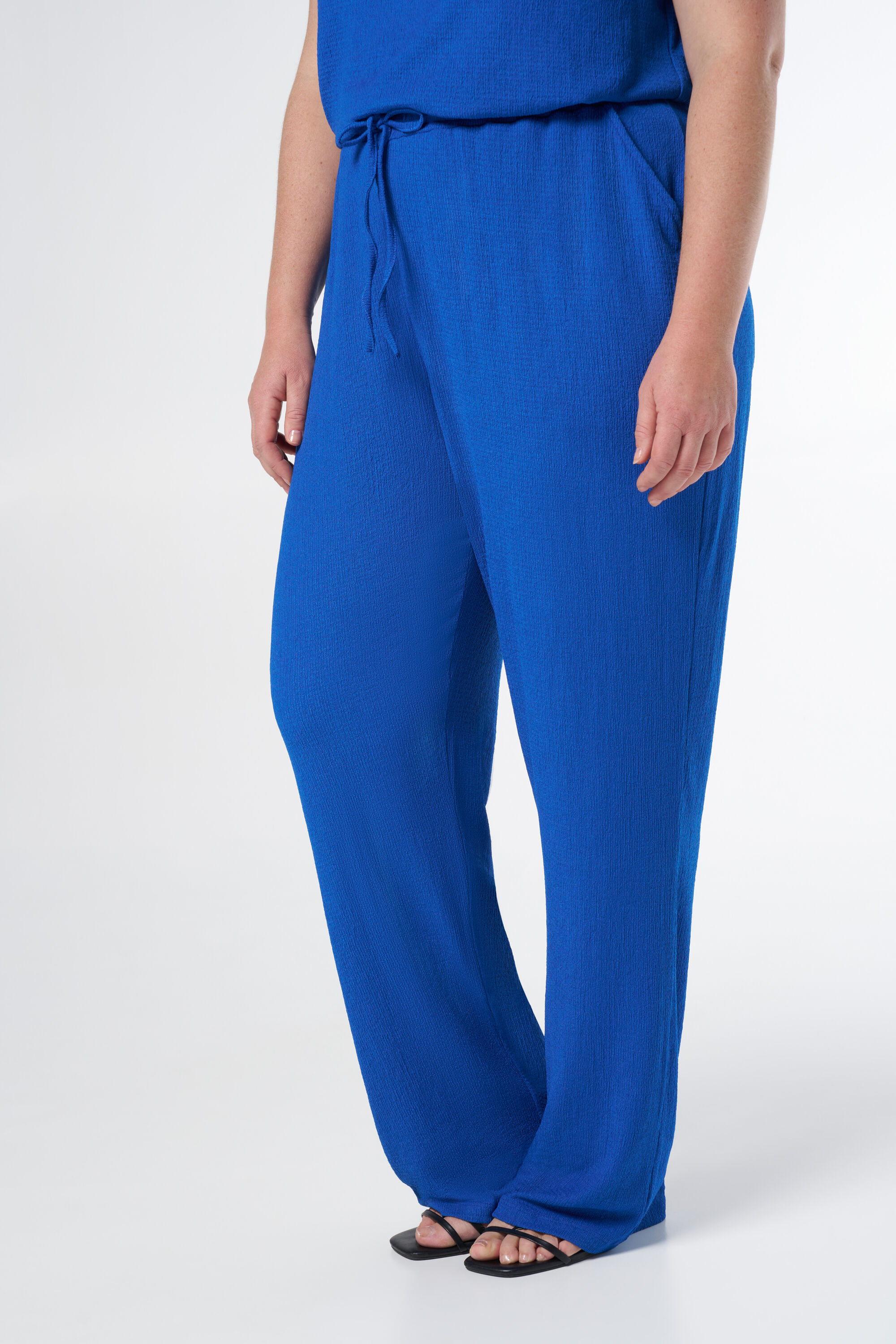 Pantalon extensible  image number 5