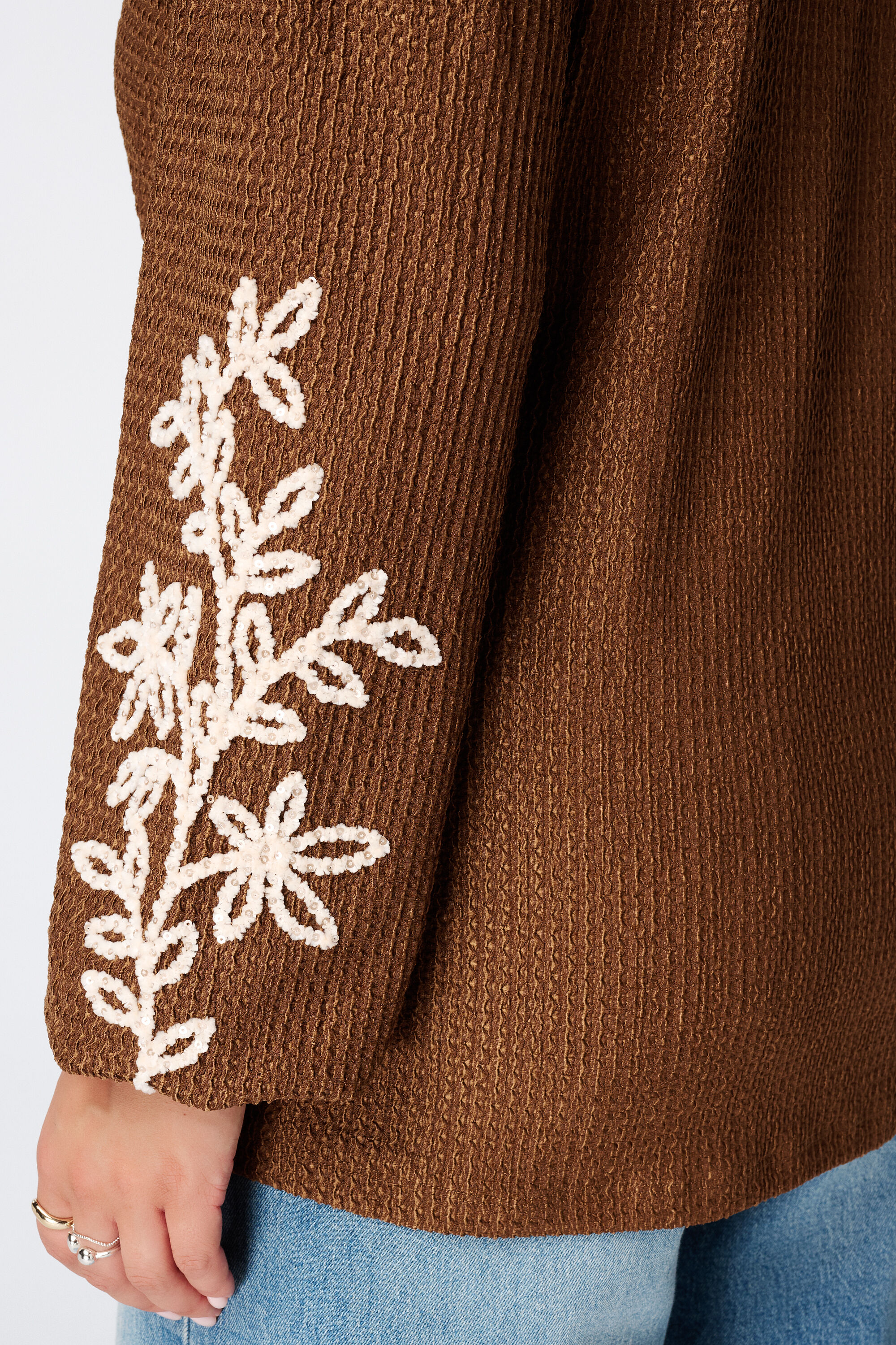 Haut avec broderie image number 6