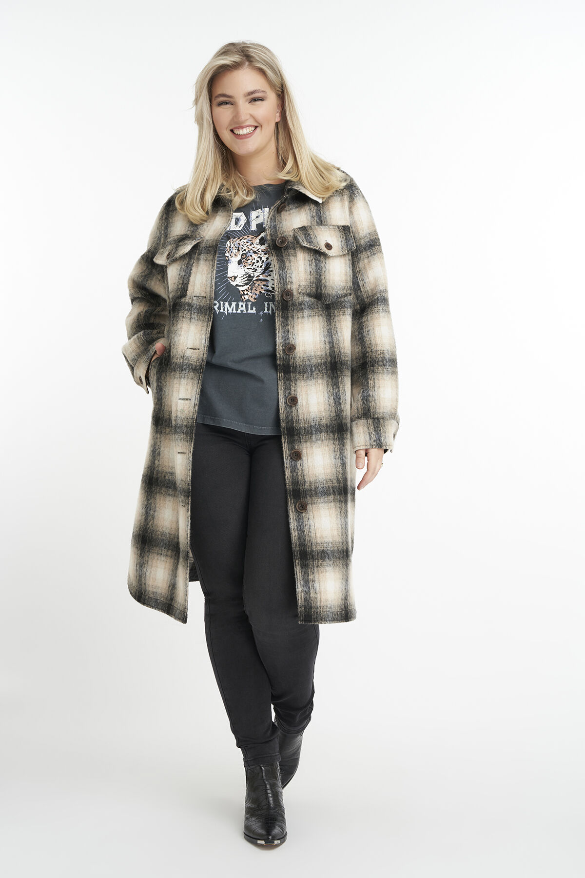 Veste &agrave; carreaux  image number 4