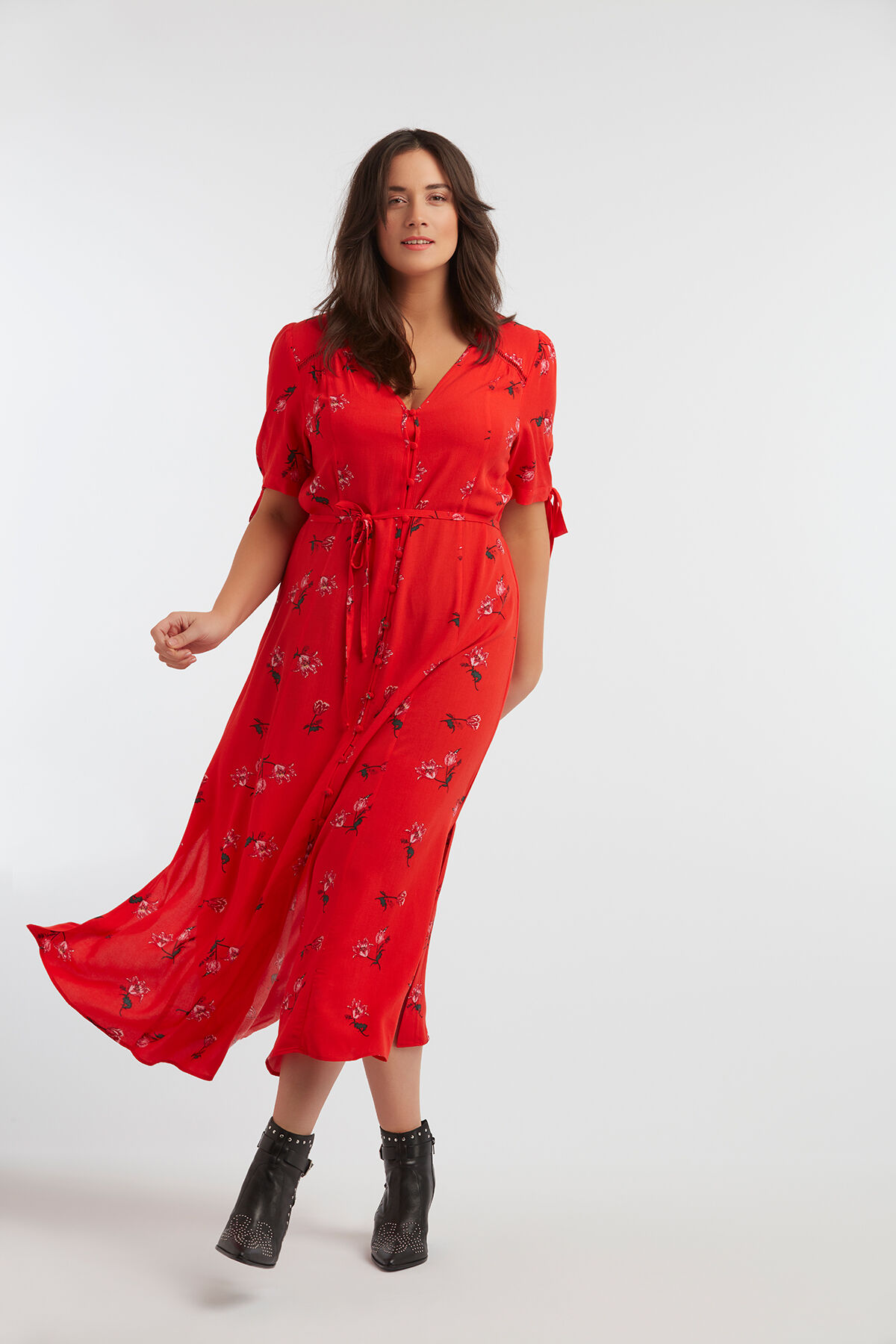 Robe fleurie boutonn&eacute;e image number 5