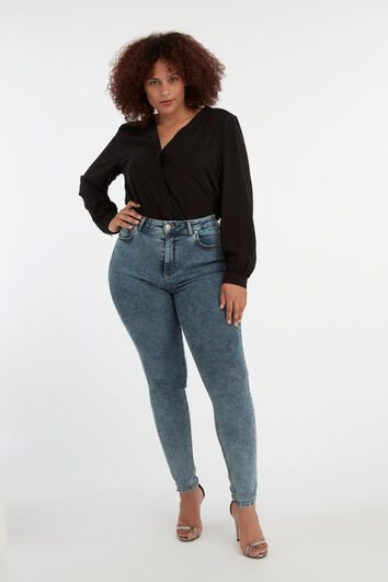 Skinny leg high waist CHERRY jeans