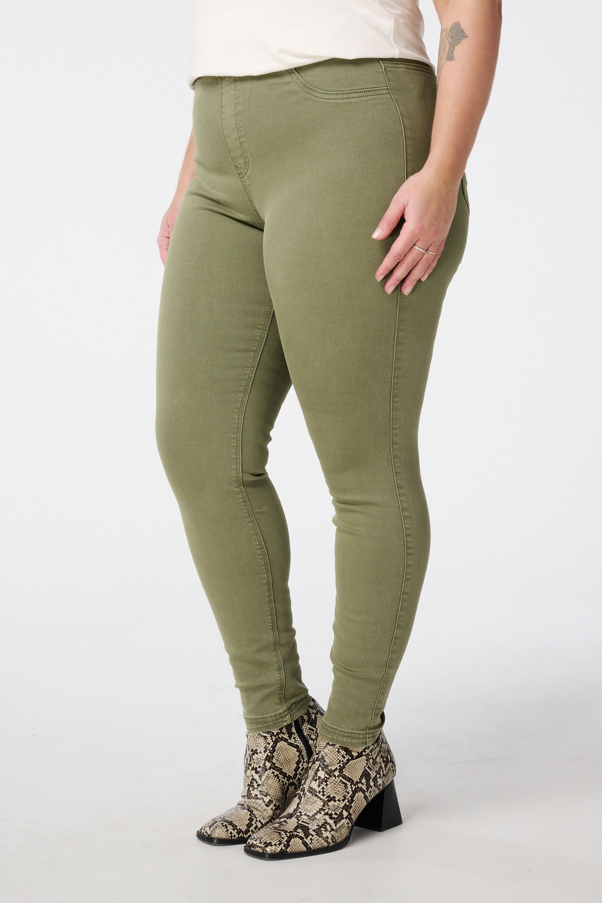 Tregging &agrave; jambes skinny image number 5