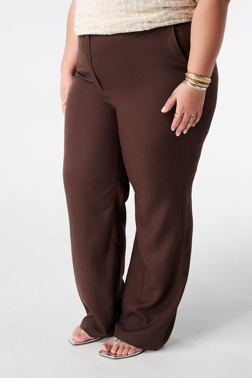 Pantalon wide leg en lin image number 5