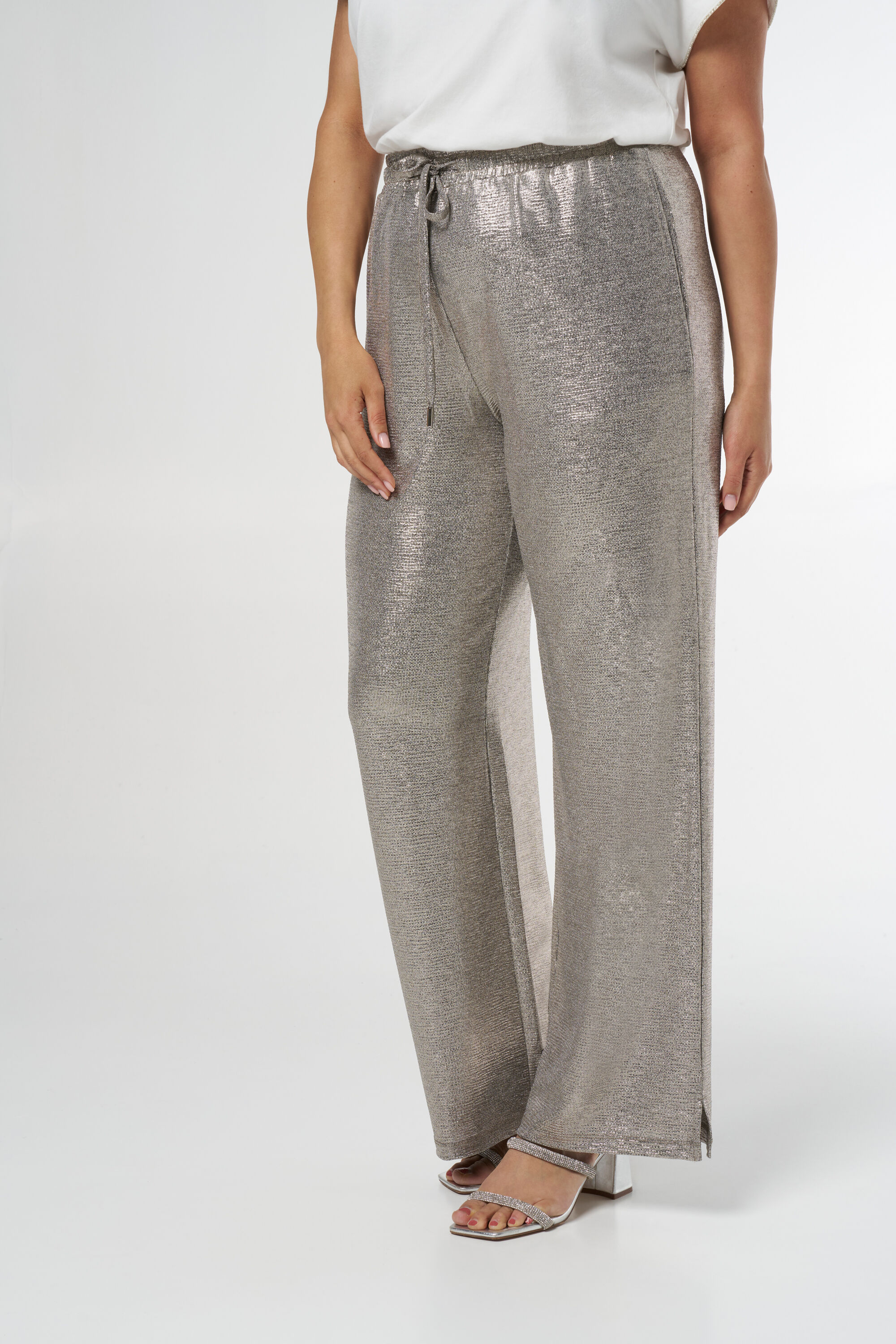 Pantalon en tissu paillet&eacute; image number 5