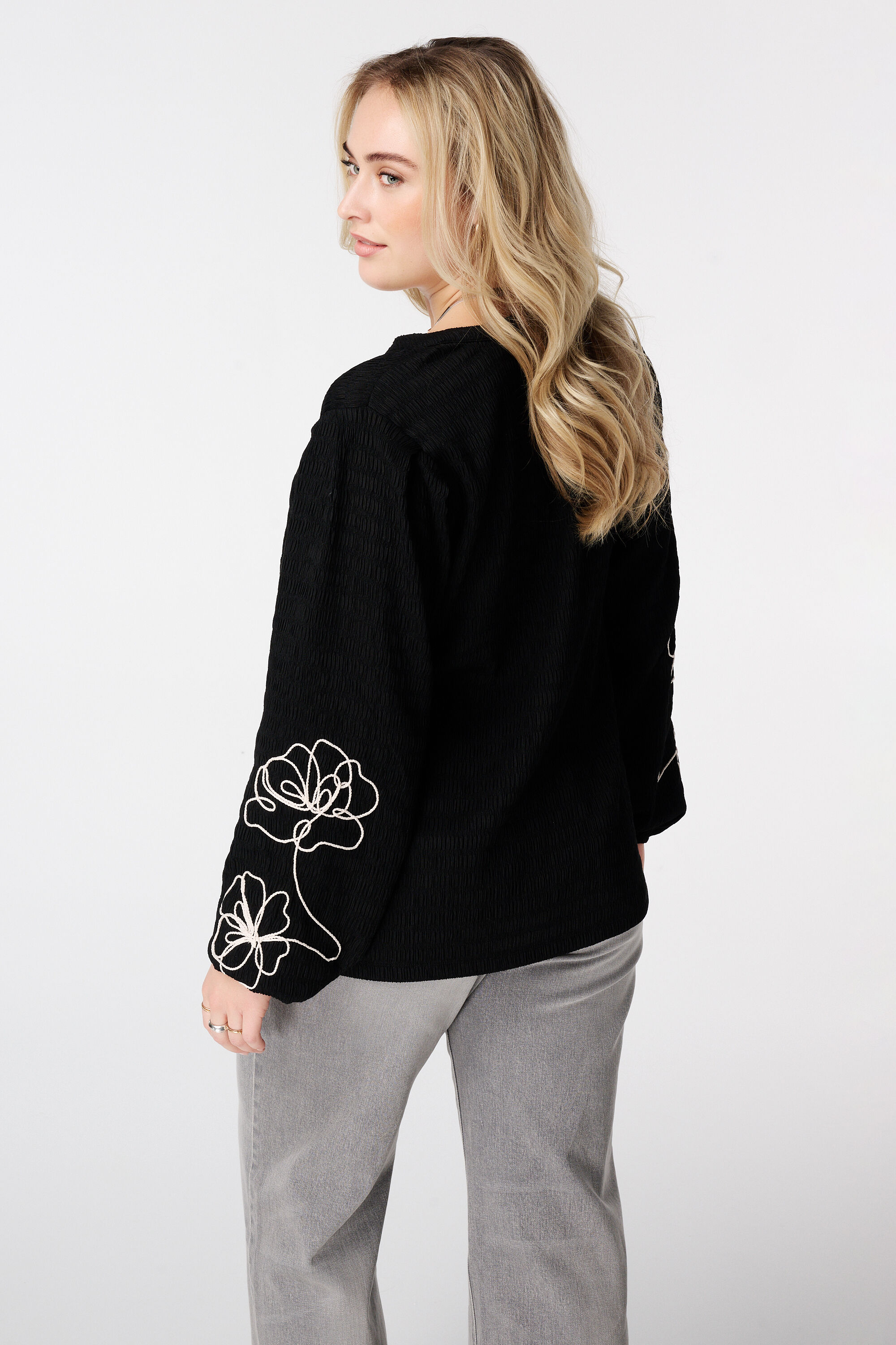 Blouse avec broderie image number 3