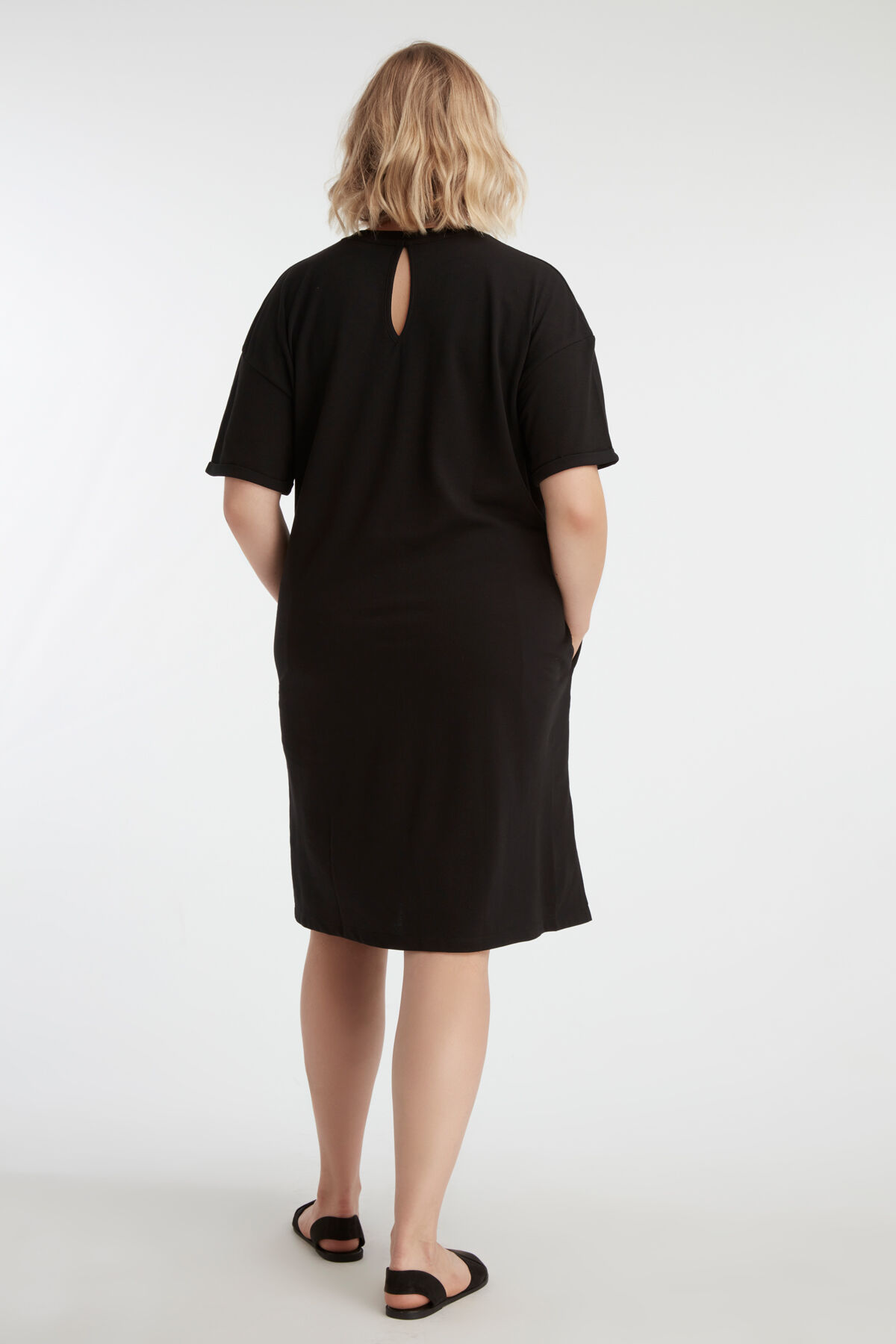 Robe d&eacute;contract&eacute;e image number 4