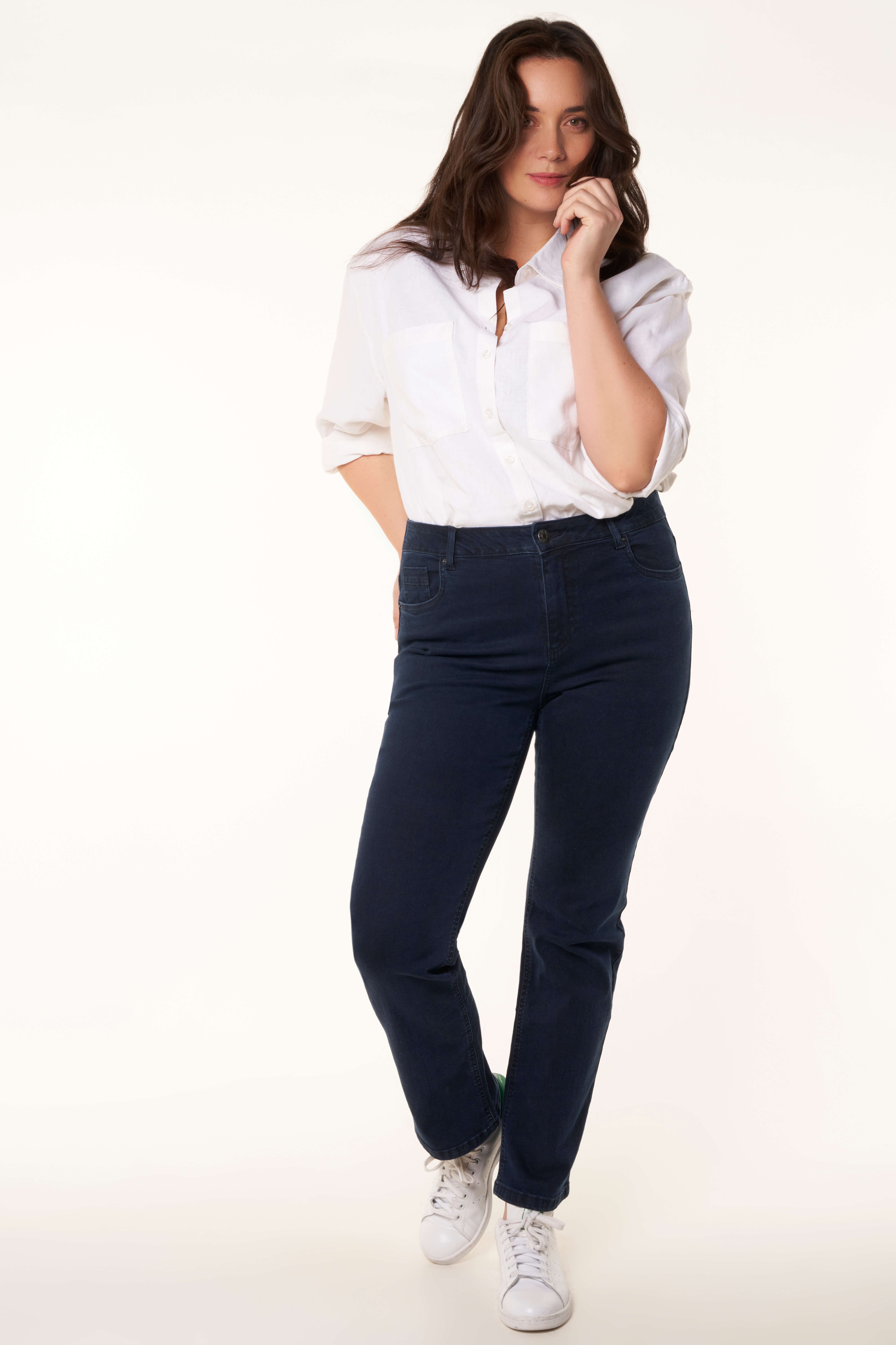 Jean &agrave; jambes droites LILY image number 6